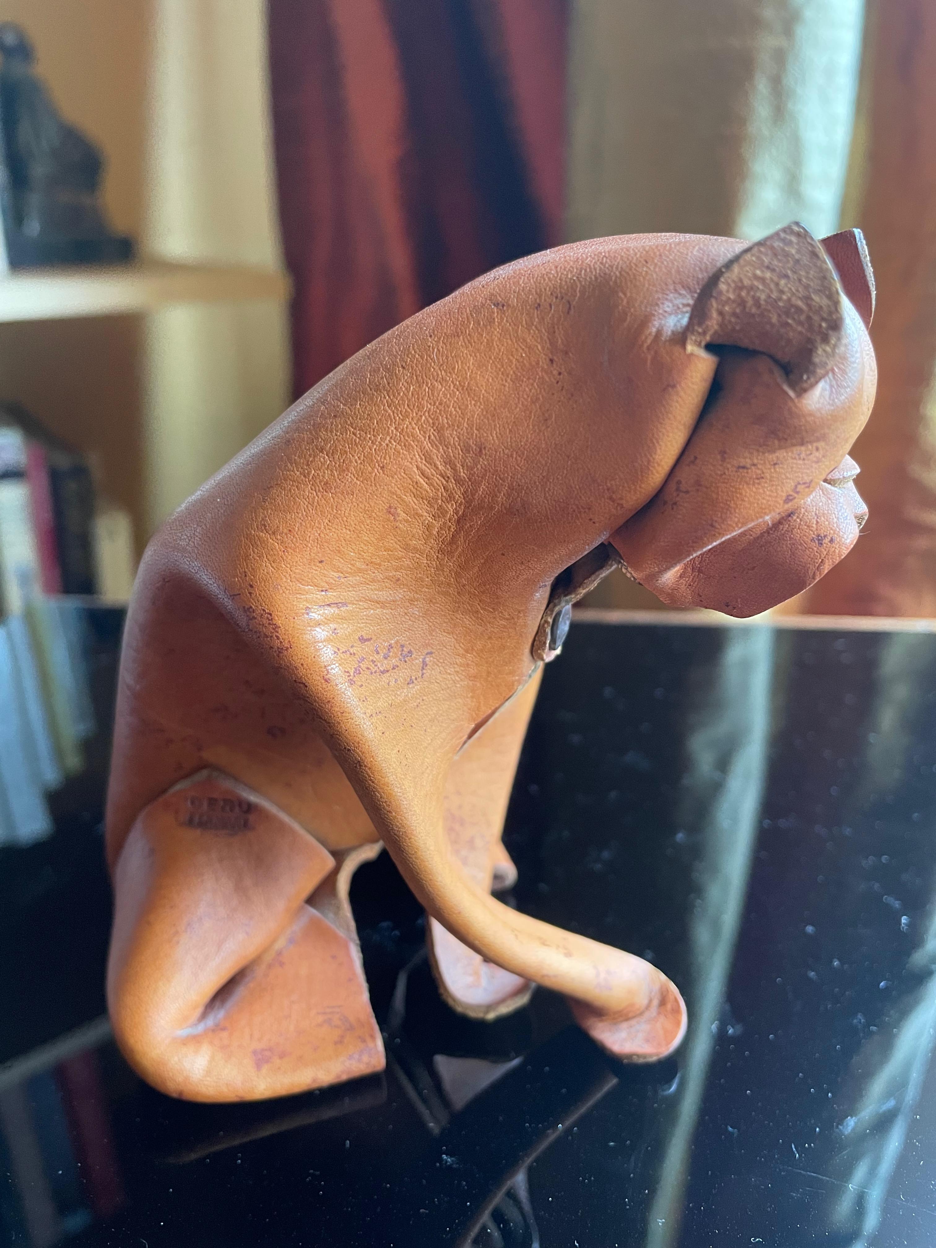 Handmade leather dog /Boxer by DERU, Germany 1960s. For Sale 1