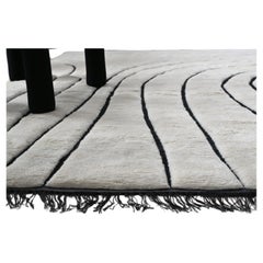 Handmade Luruxy Art Design Area Rug, 8 x 10 Ft, White & Black Color