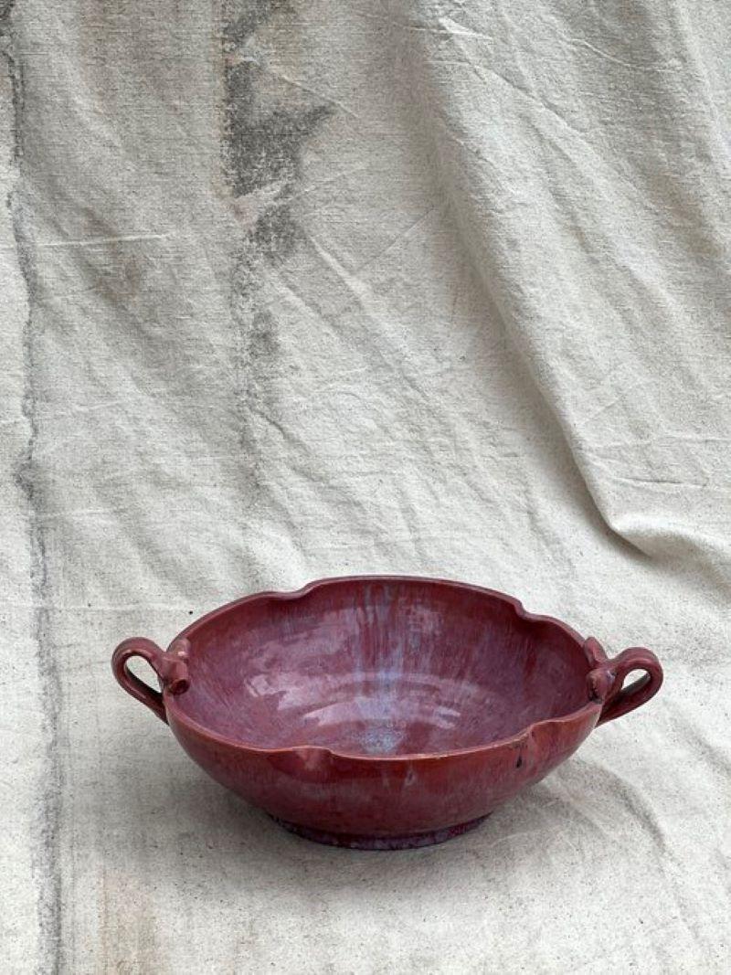 Handmade Magenta Ceramic Bowl With Handles In Good Condition For Sale In West Hollywood, CA
