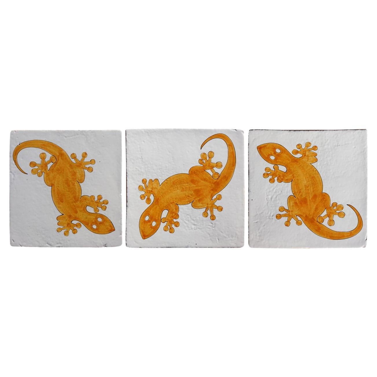 Handmade Majolica Gecko Tile, Made in Italy