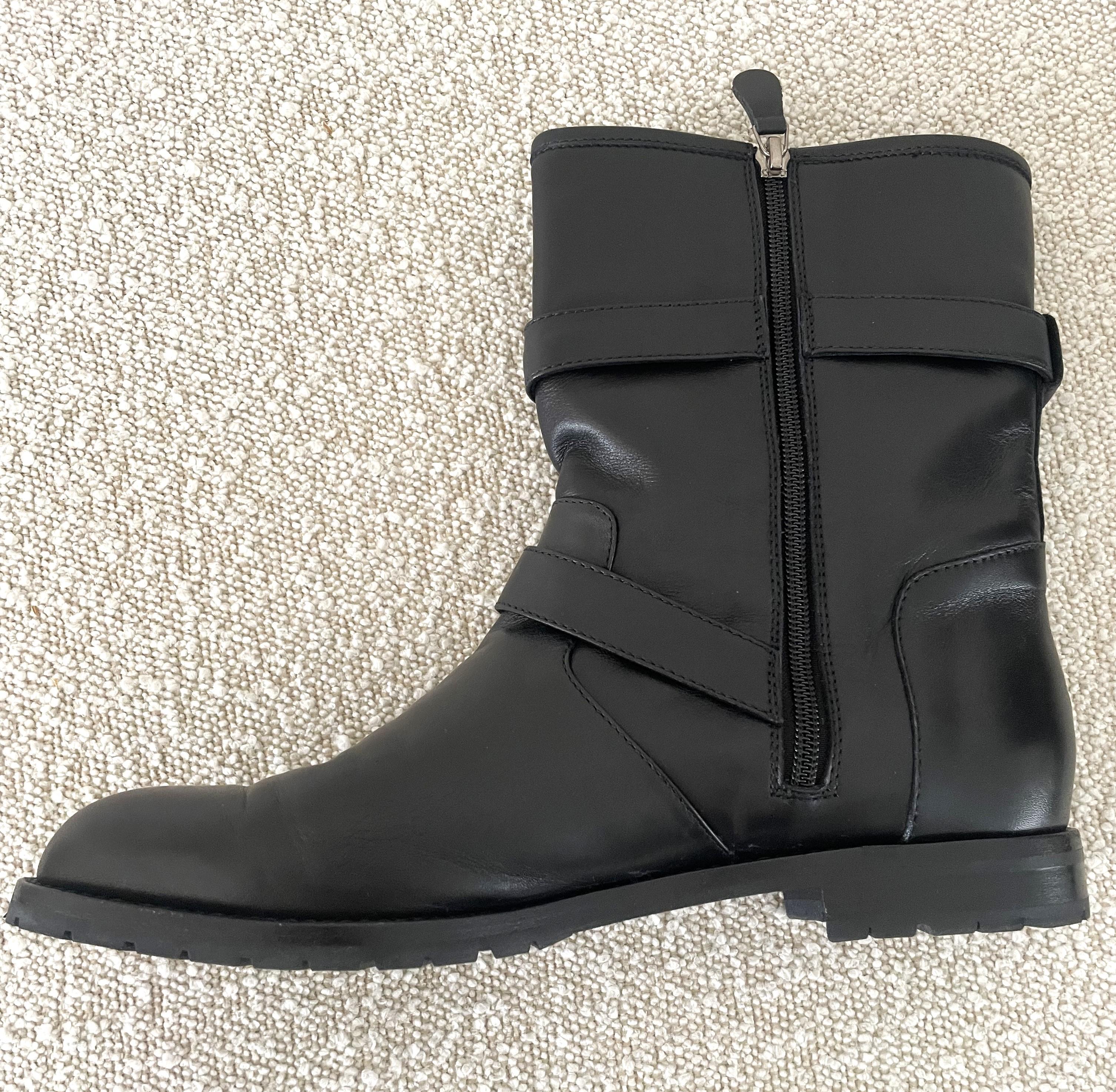 Black Handmade Manolo Blahnik Sulaltra Calf Leather Biker Booties Size 42 For Sale