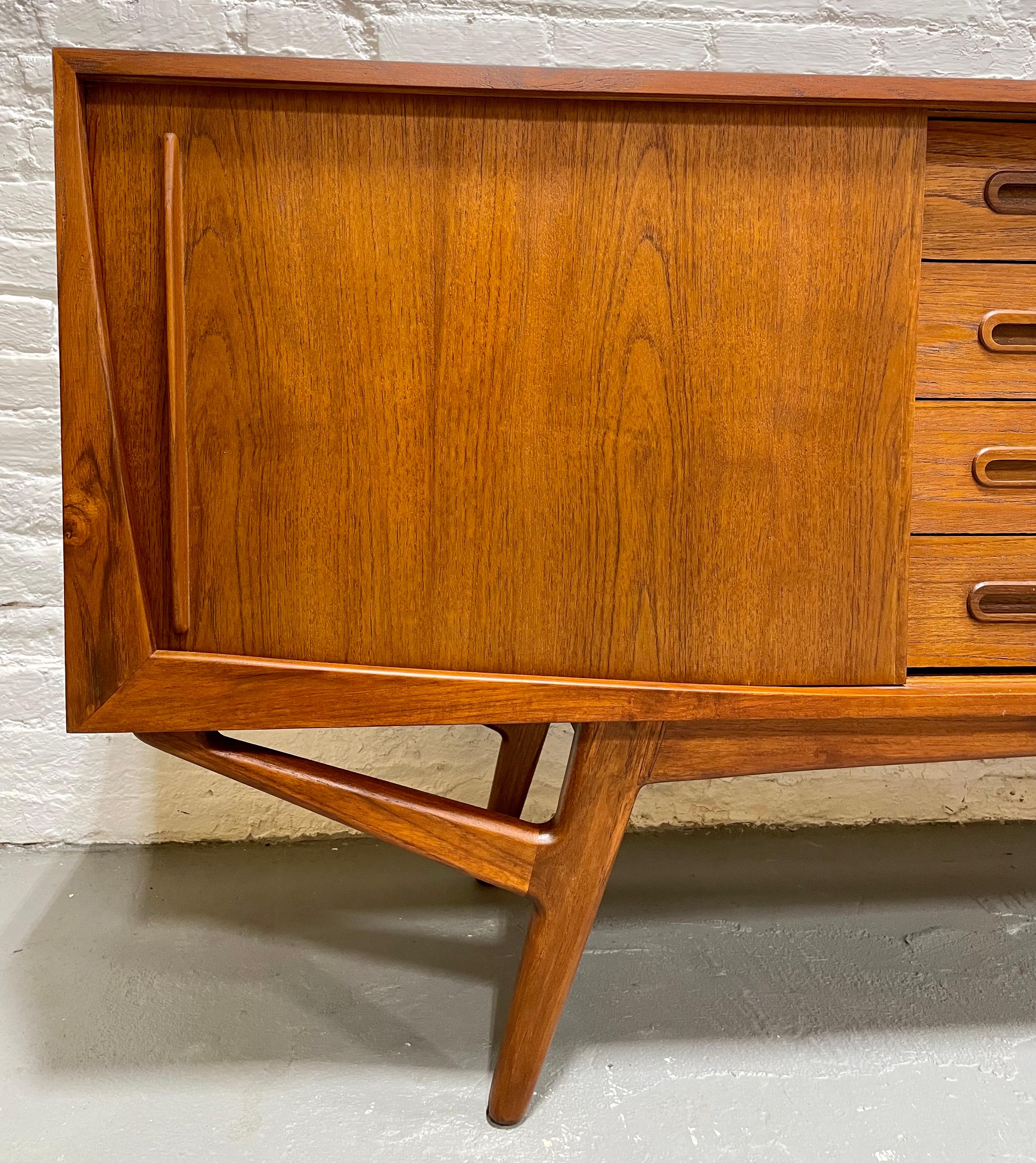 Contemporary Handmade Mid-Century Modern styled Teak Credenza / Sideboard For Sale