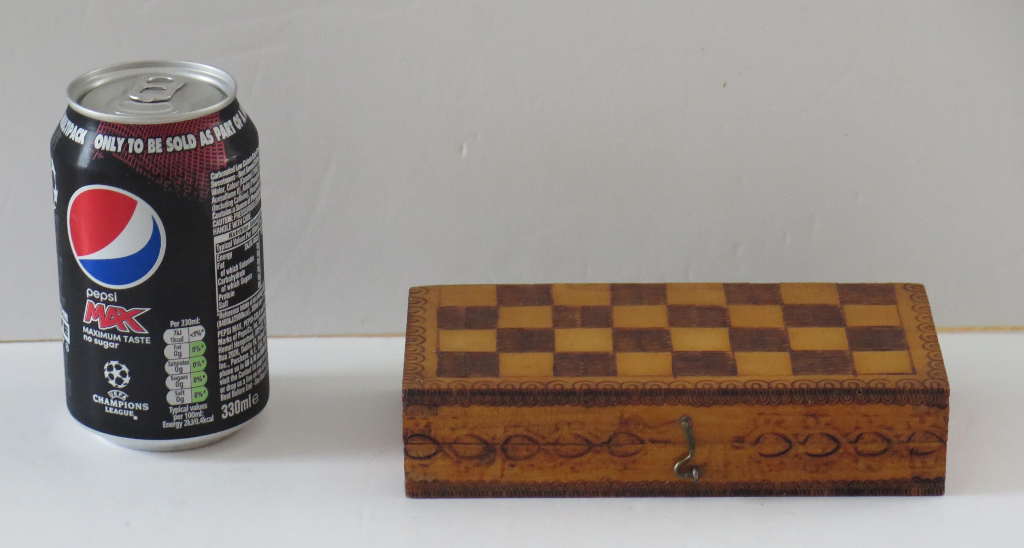 Handmade Miniature Travelling Chess Set Game in Pokerwork Box, Circa 1900 7