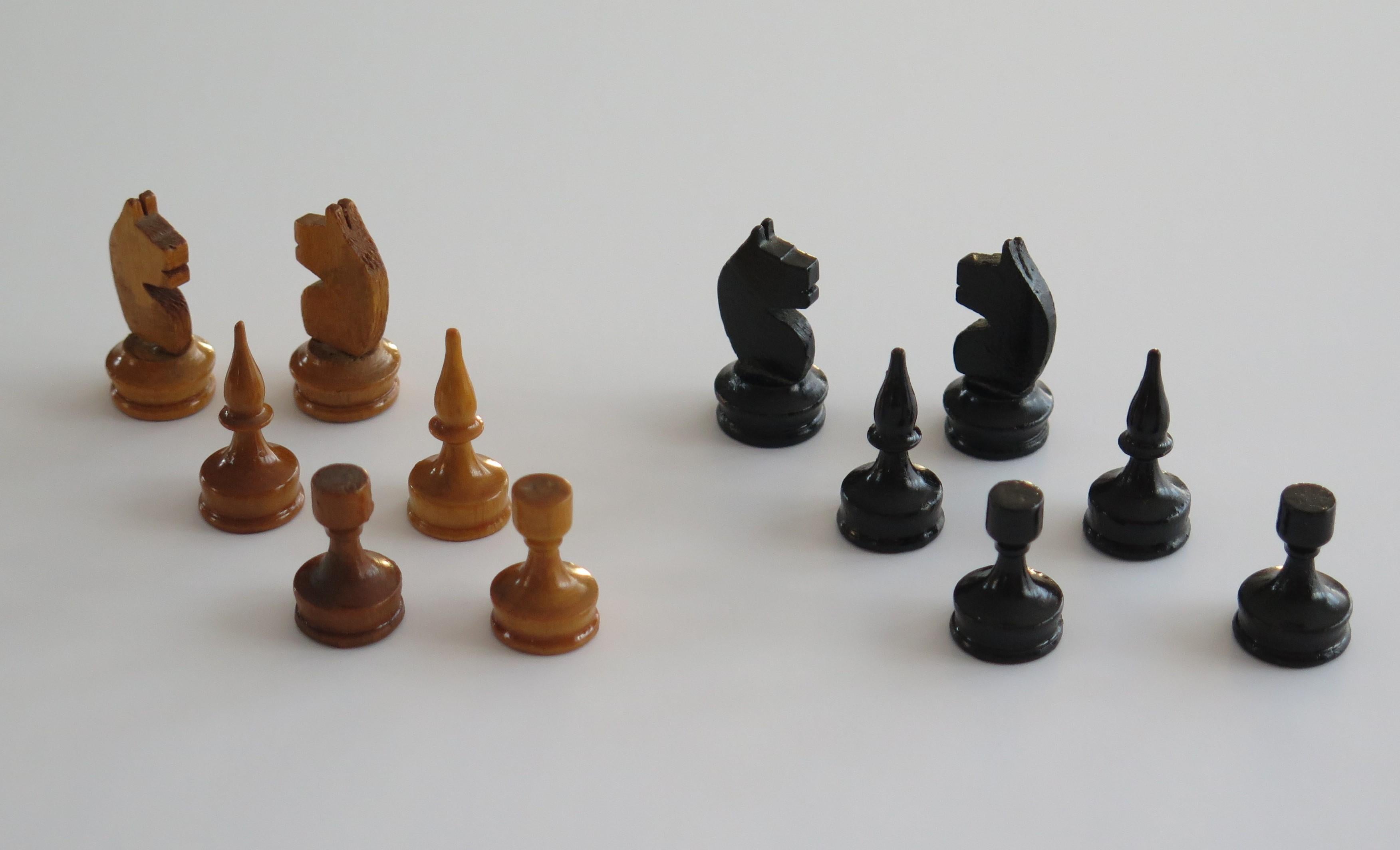 Handmade Miniature Travelling Chess Set Game in Pokerwork Box, Circa 1900 1
