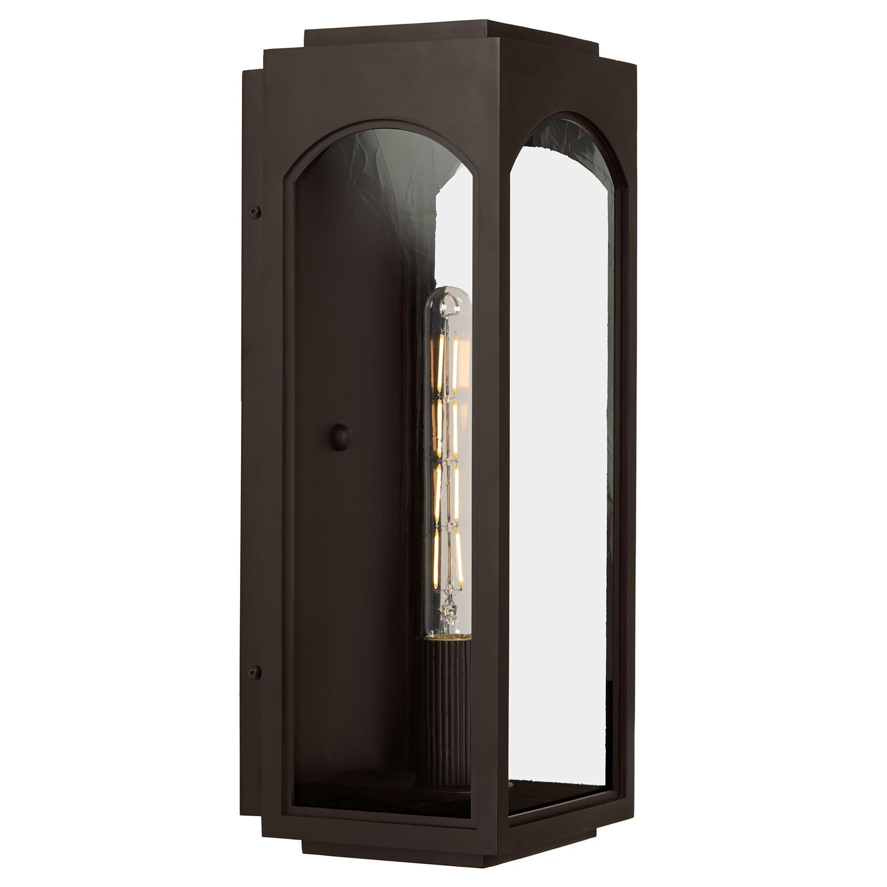 Minimaliste Applique d'extérieur en forme d'arche de style minimal, faite à la main, bronze, antique en vente