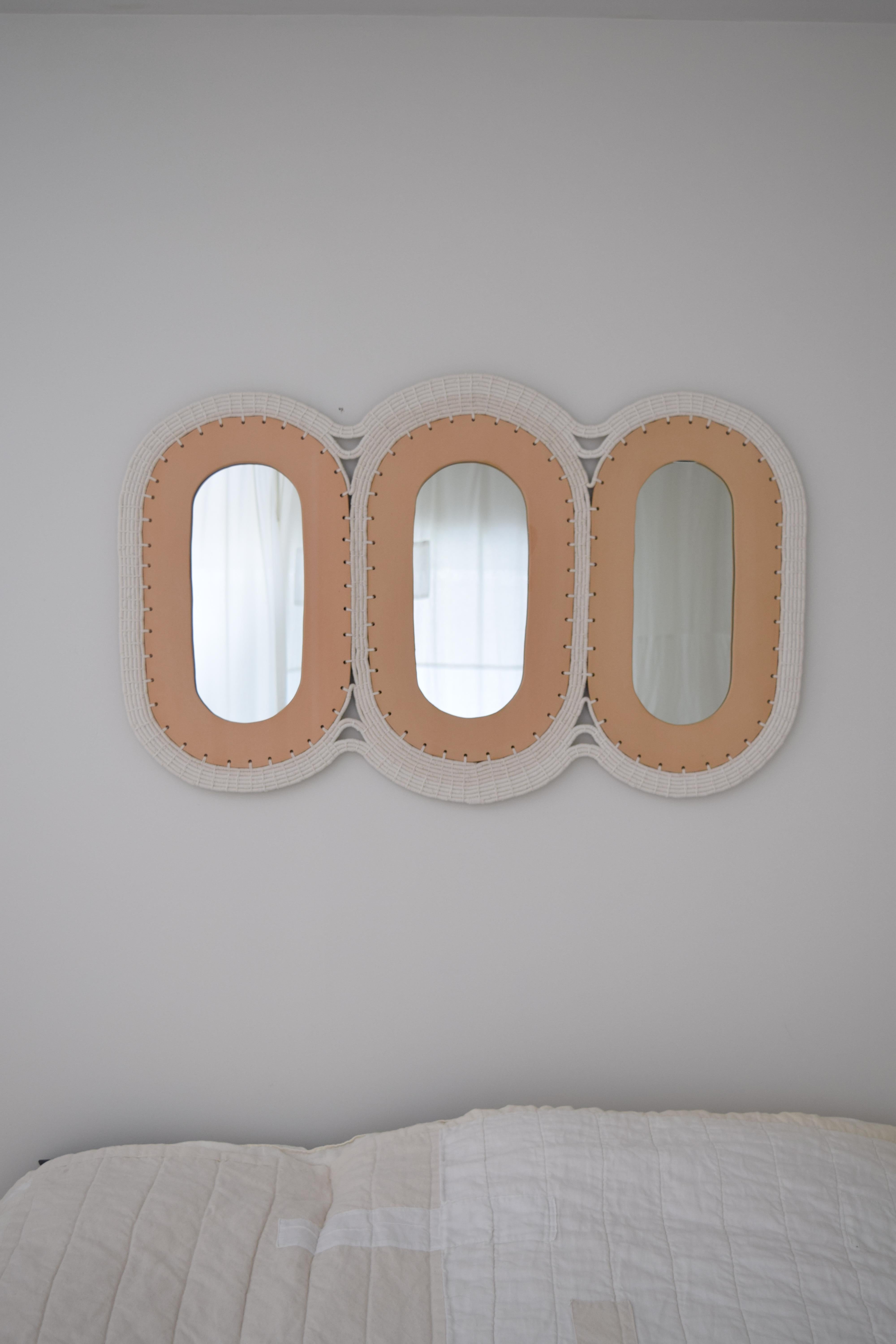 Handgefertigter Spiegel #801, Keramik mit gewebter Baumwollumrandung, individuelle Optionen im Zustand „Neu“ im Angebot in Proctorsville, VT