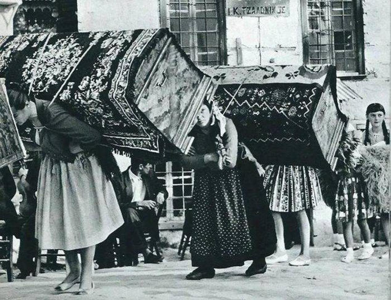 Hand-Woven Handmade Mixed Color Cotton Wool Runner Rug