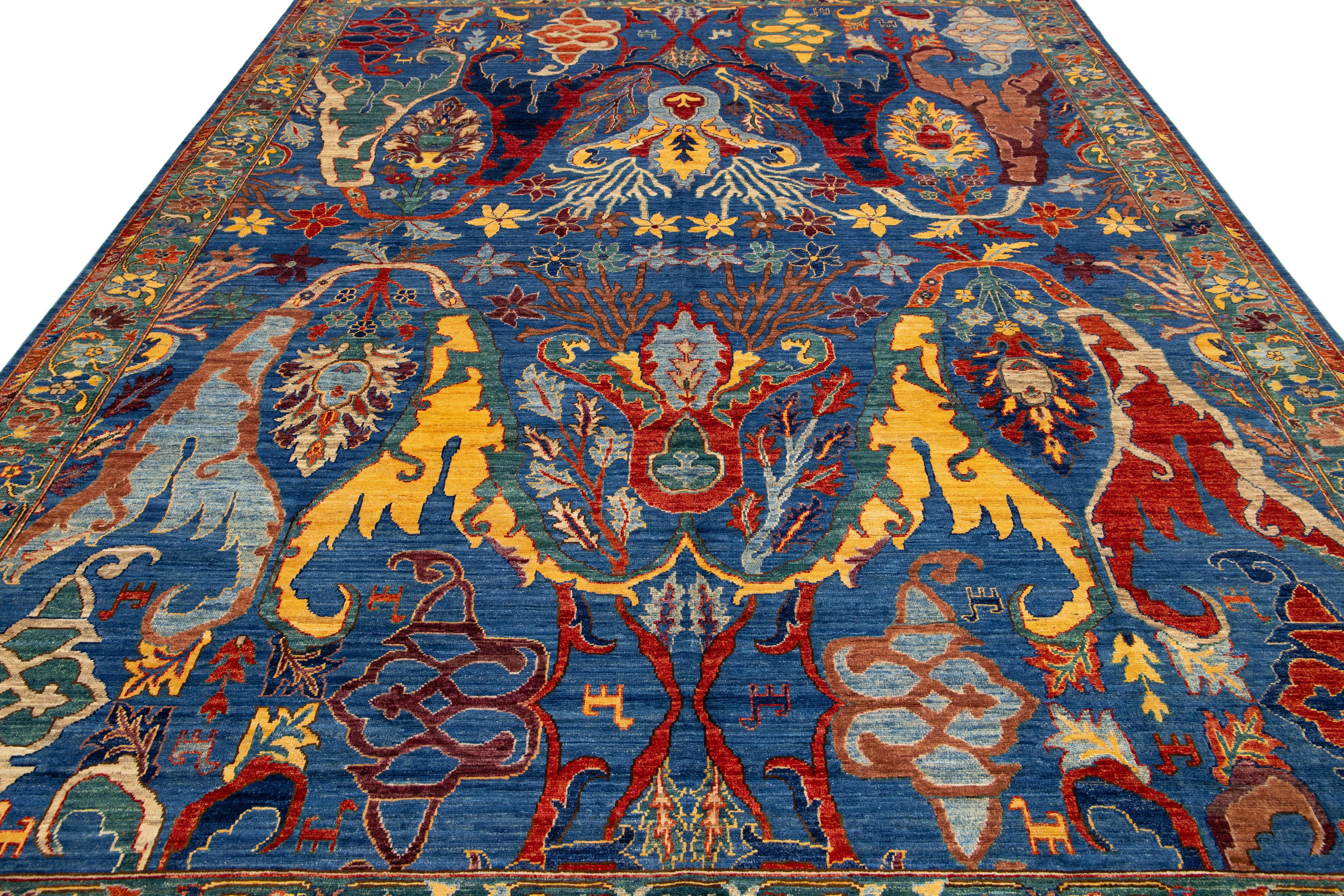 Laine Tapis moderne en laine de style Bidjar en bleu avec motif sur toute la surface en vente