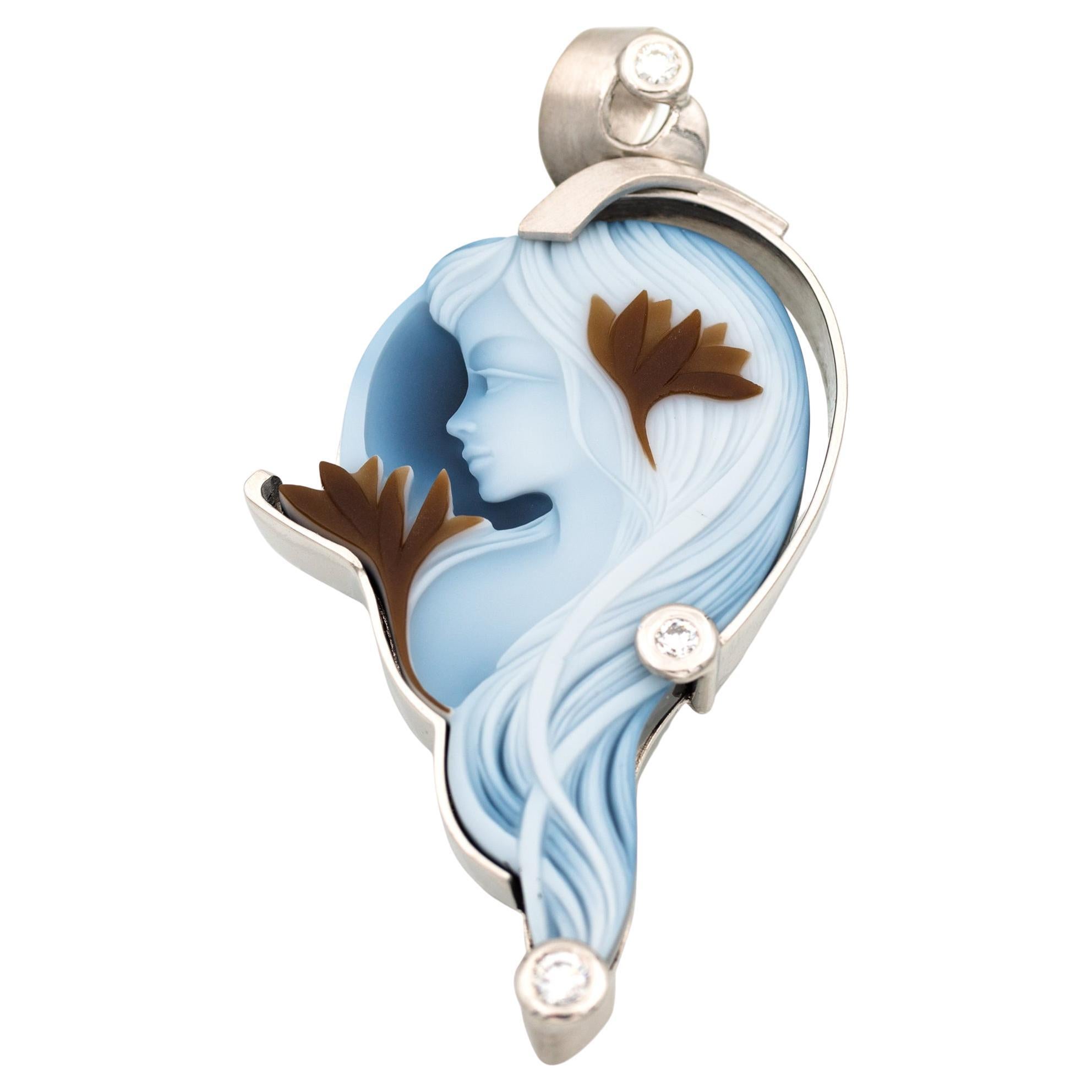 Ciondolo cammeo moderno fatto a mano in platino Brilliante da 0,22 carati in vendita