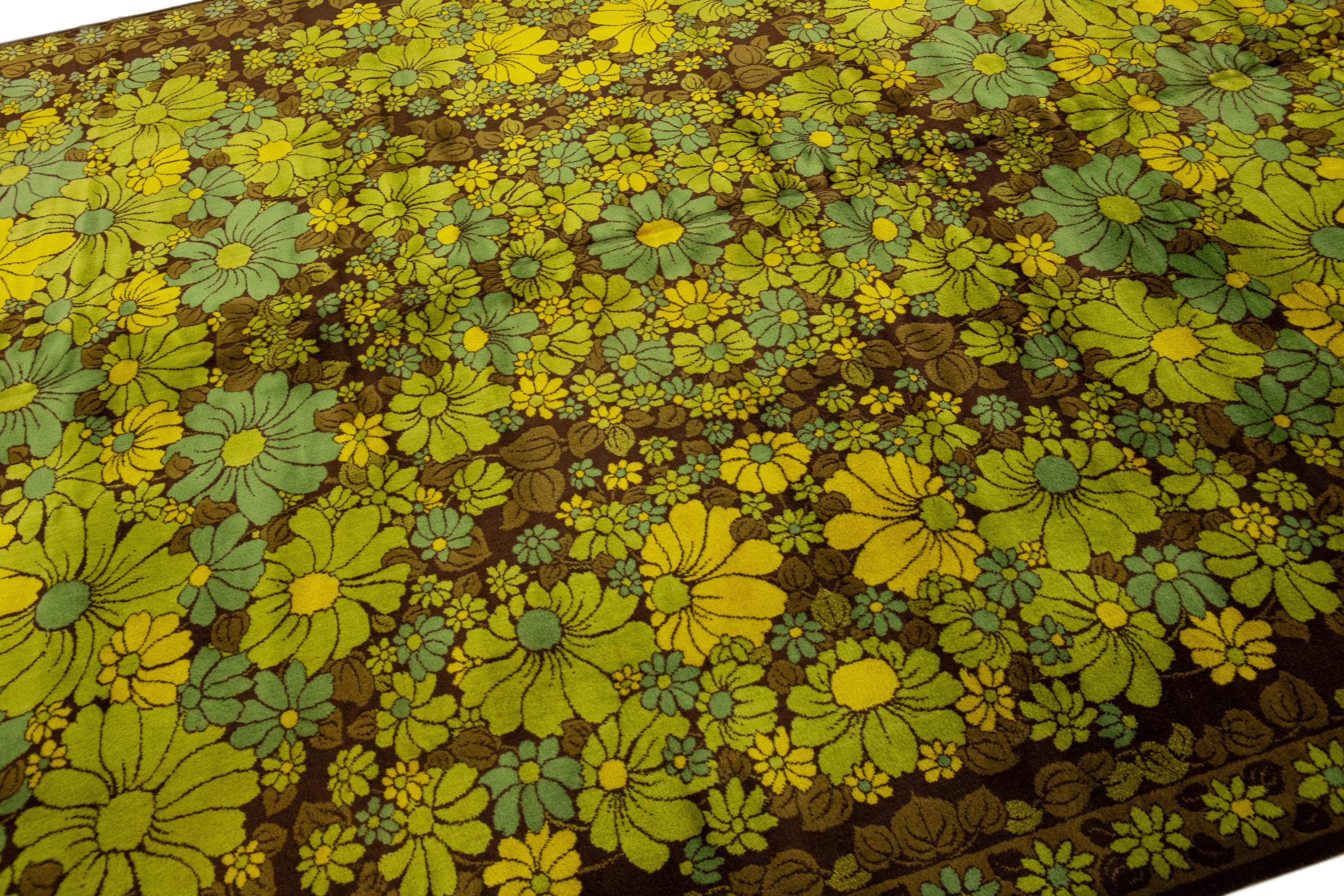 Arts and Crafts Handmade Vintage Floral Green Transitional Art & Crafts Wool Rug For Sale