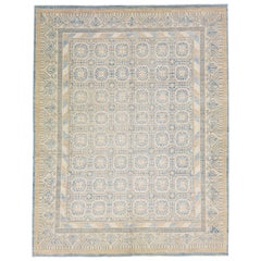 Tapis moderne en laine de style Khotan fait à la main avec motif géométrique sur toute sa surface en beige