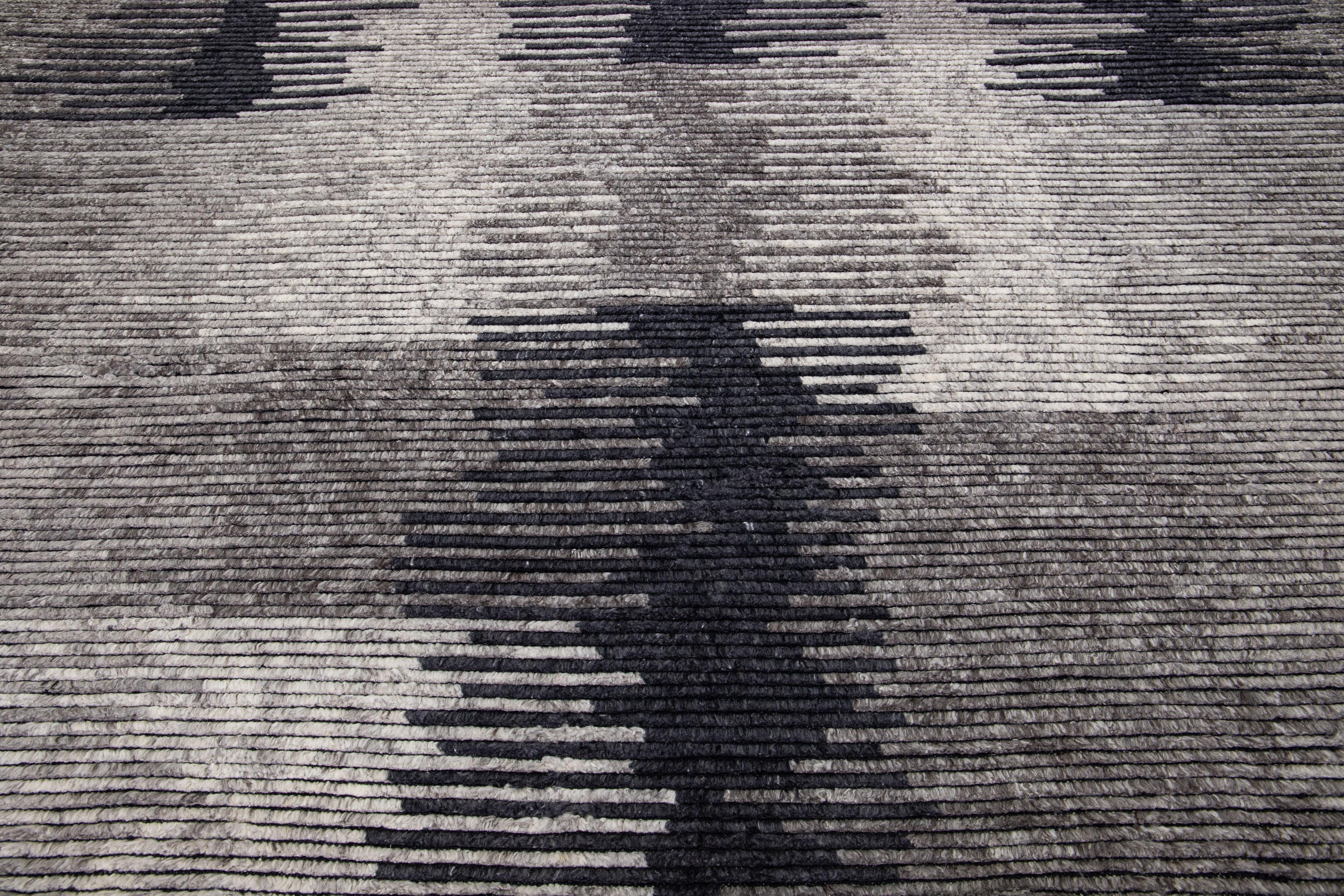 Handmade Modern Moroccan Style Abstract Wool Rug In Gray  In New Condition For Sale In Norwalk, CT