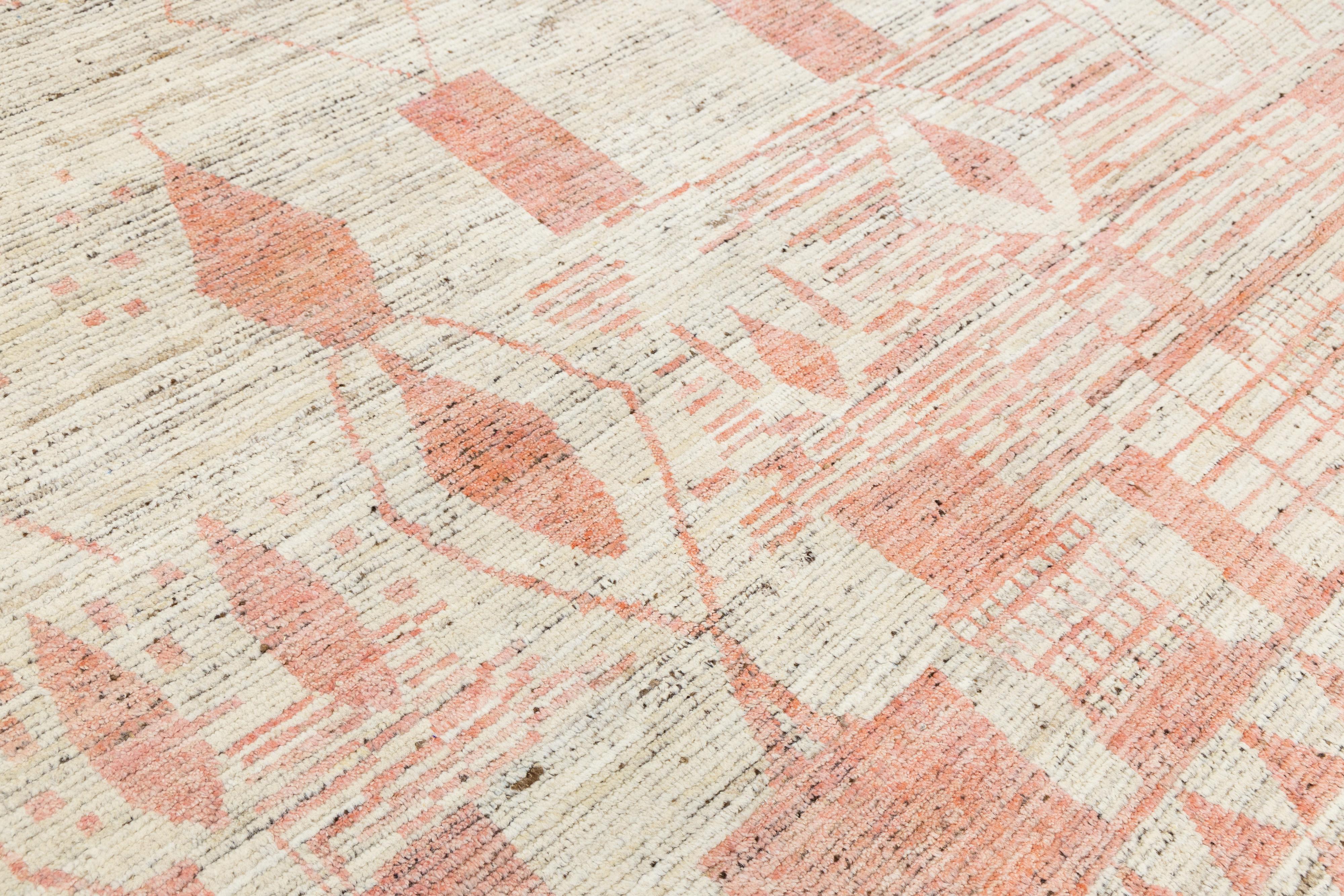 Handmade Modern Moroccan Style Beige Wool Rug With Geometry Design (21. Jahrhundert und zeitgenössisch) im Angebot