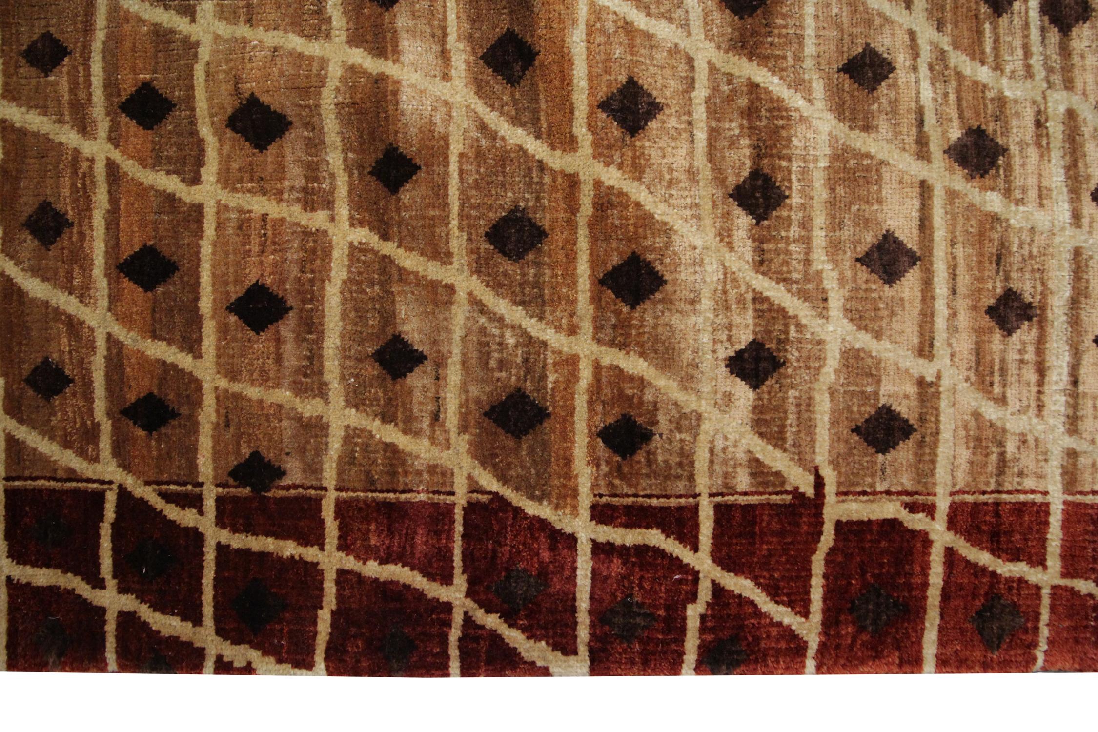 Handgefertigter moderner Teppich, quadratischer Orientteppich, primitiver Wollteppich, zeitgenössisch (Afghanisch) im Angebot