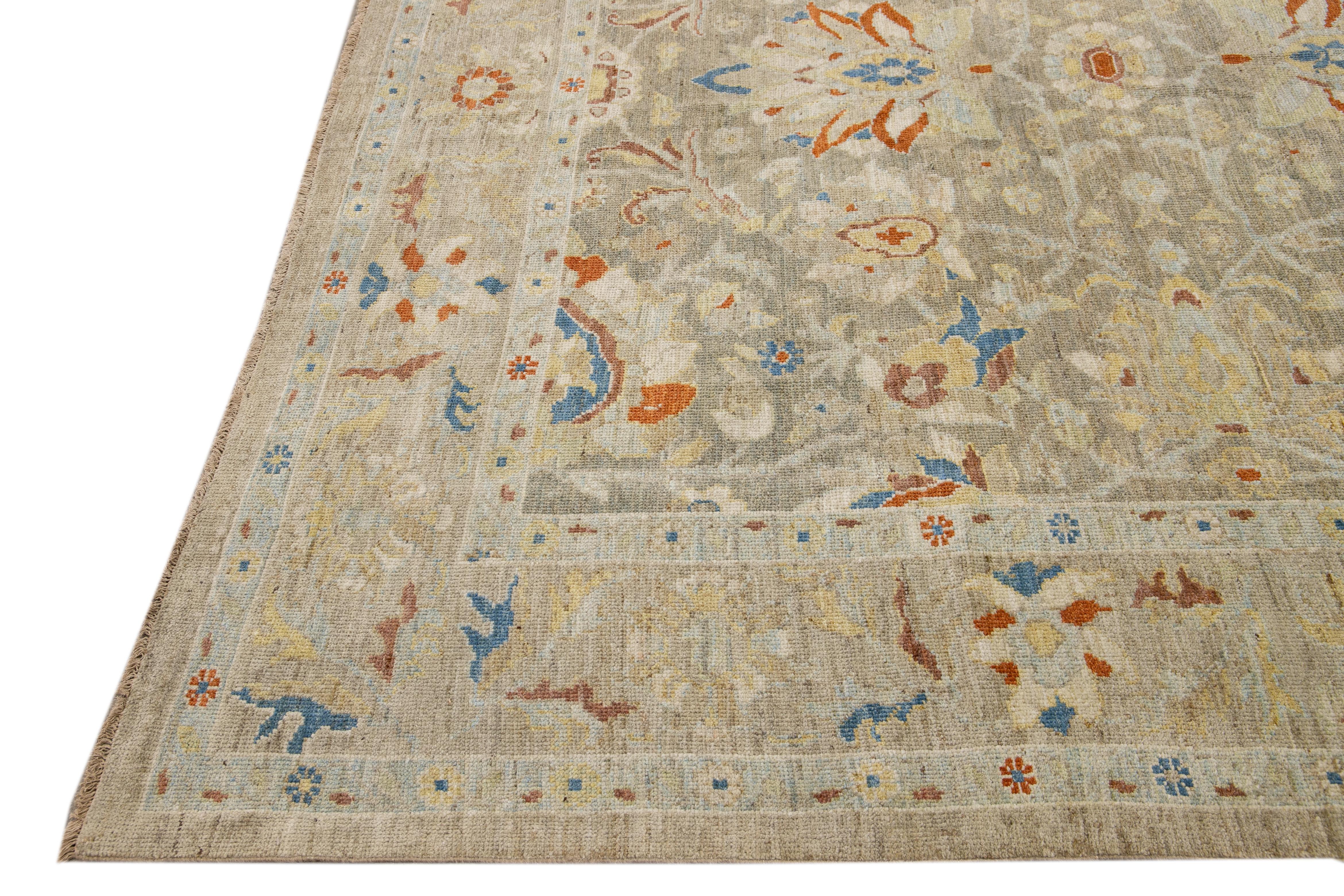Hand-Knotted Handmade Modern Sultanabad Gray/Brown Wool Rug with Floral Pattern For Sale