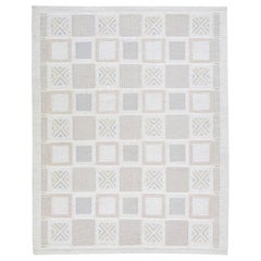 Tappeto di lana geometrico in stile svedese moderno fatto a mano in grigio chiaro