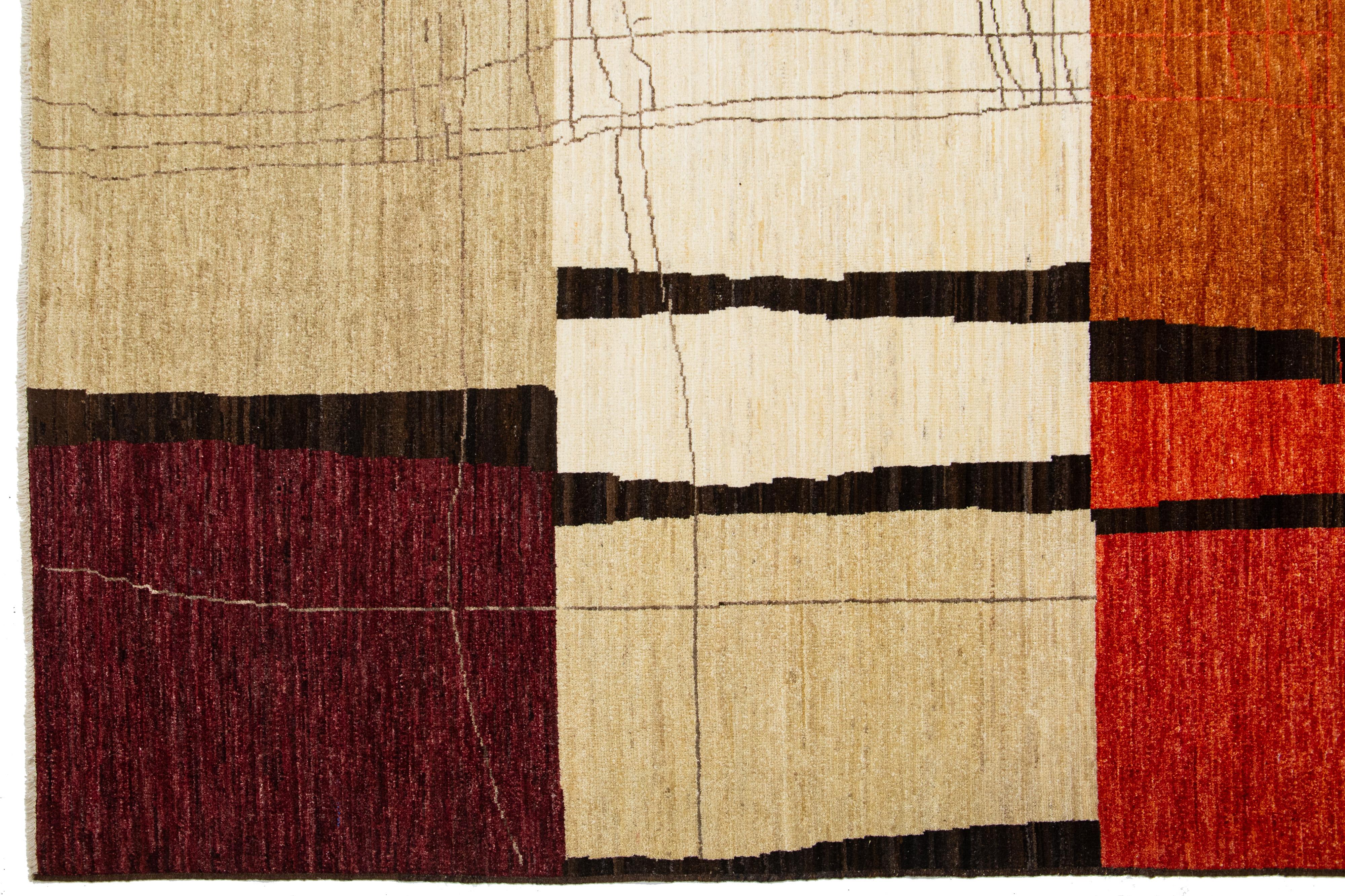 Handmade Modern Texture Wool Rug With Abstract Motif In Autumn Colors  In New Condition For Sale In Norwalk, CT