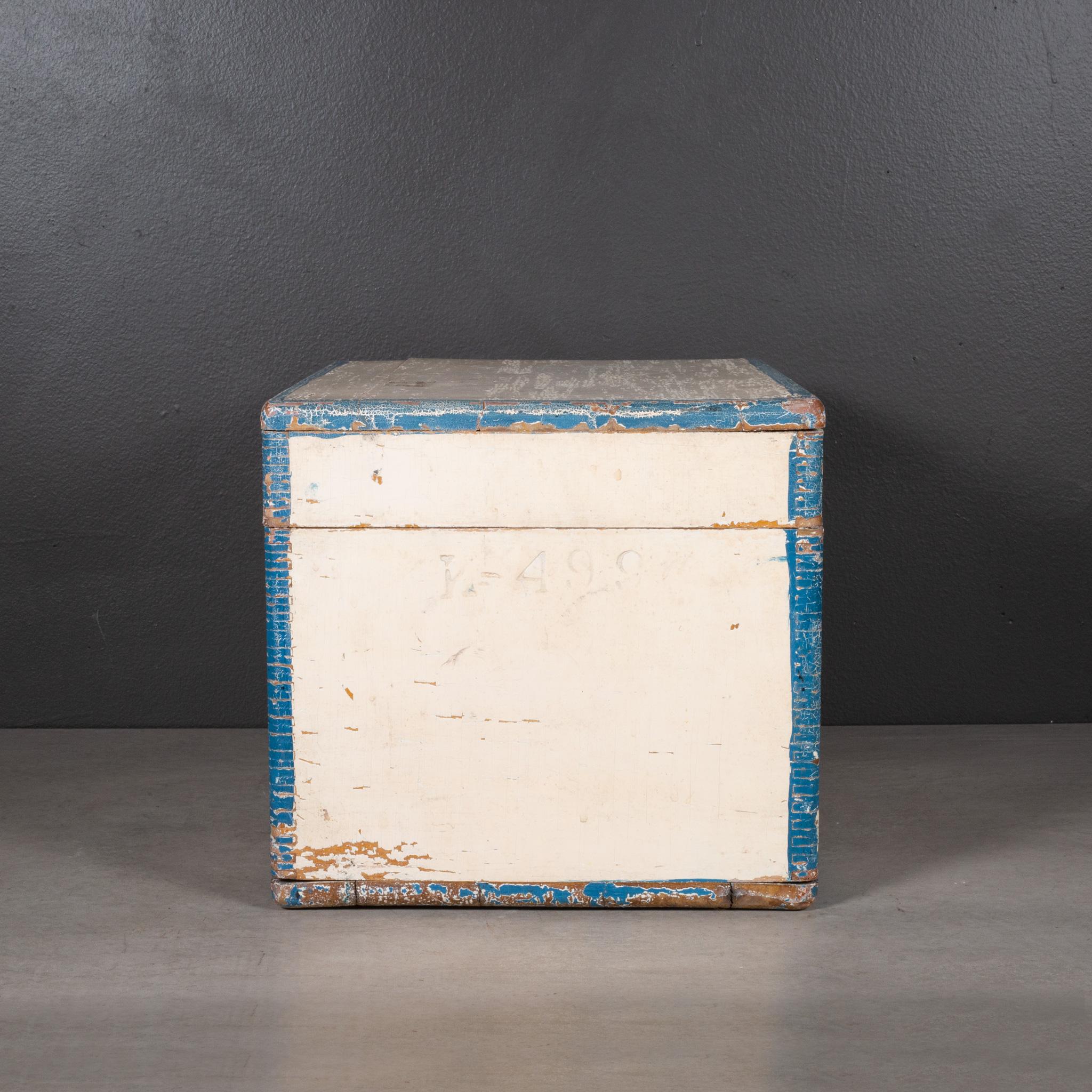 Boîte d'outils en bois monogrammée faite à la main avec plateau intérieur vers 1940 (expédition gratuite) Bon état - En vente à San Francisco, CA