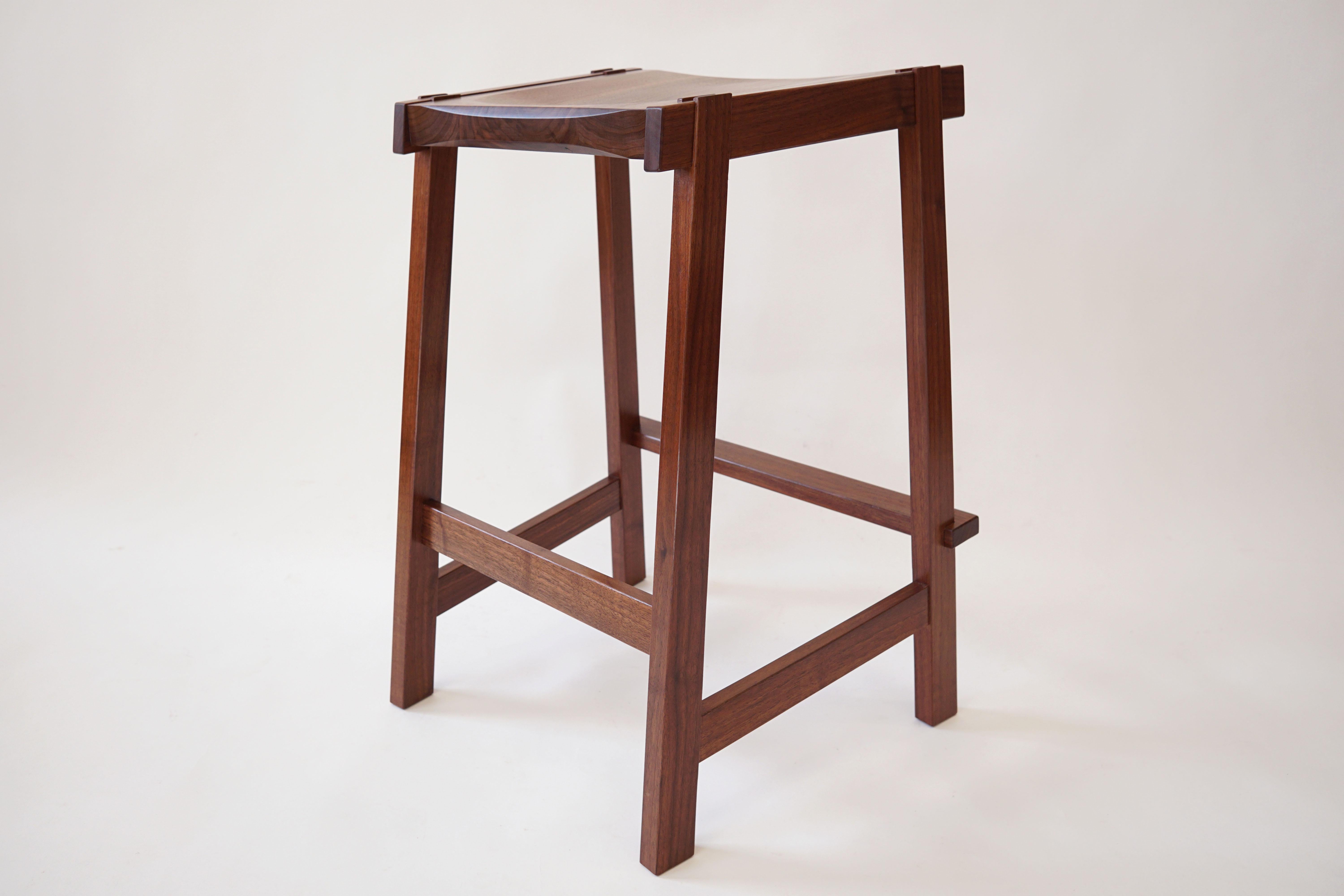Montrose Stool in Walnut, Exposed Joinery with a Hand Carved Seat For Sale 4