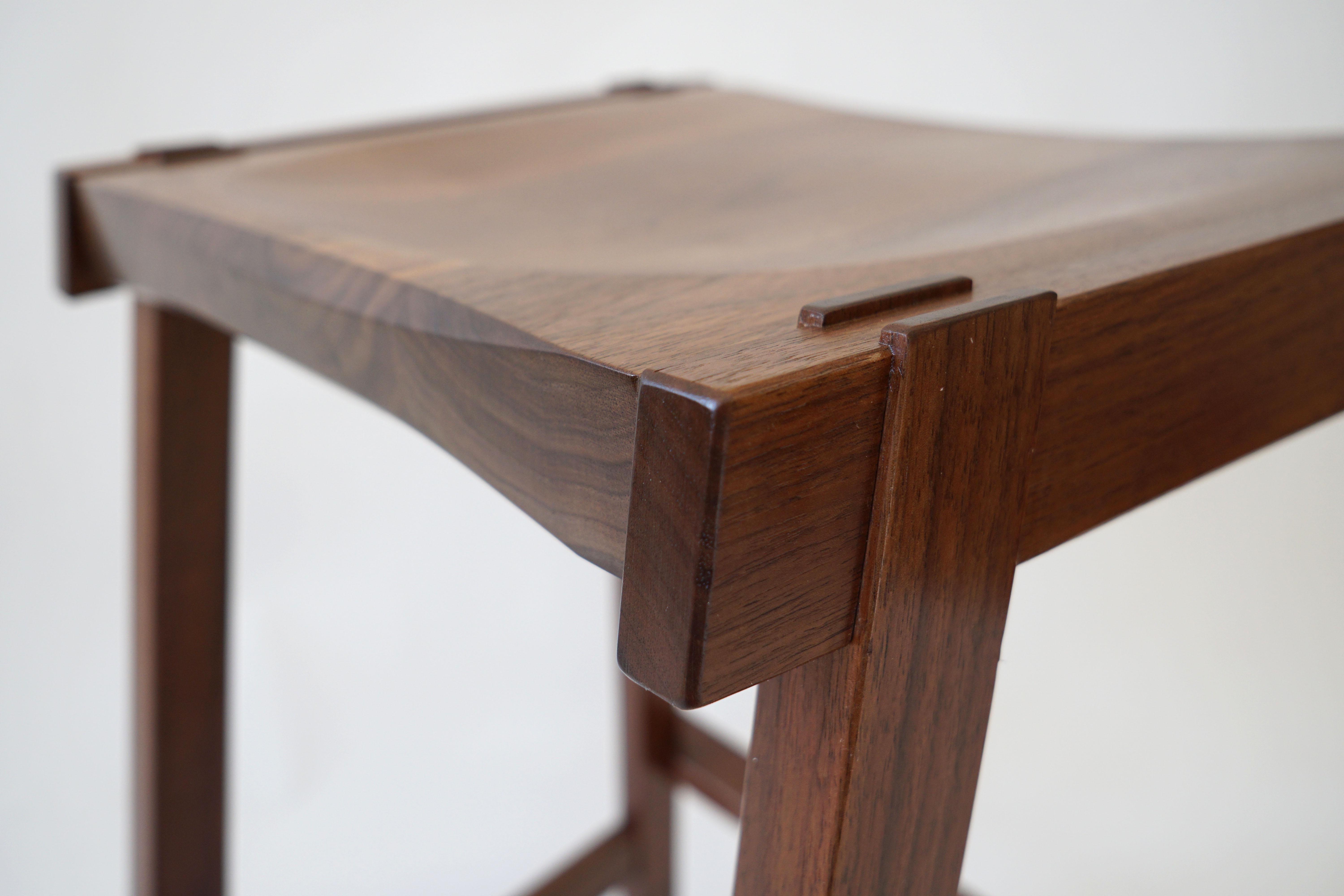Montrose Stool in Walnut, Exposed Joinery with a Hand Carved Seat For Sale 6