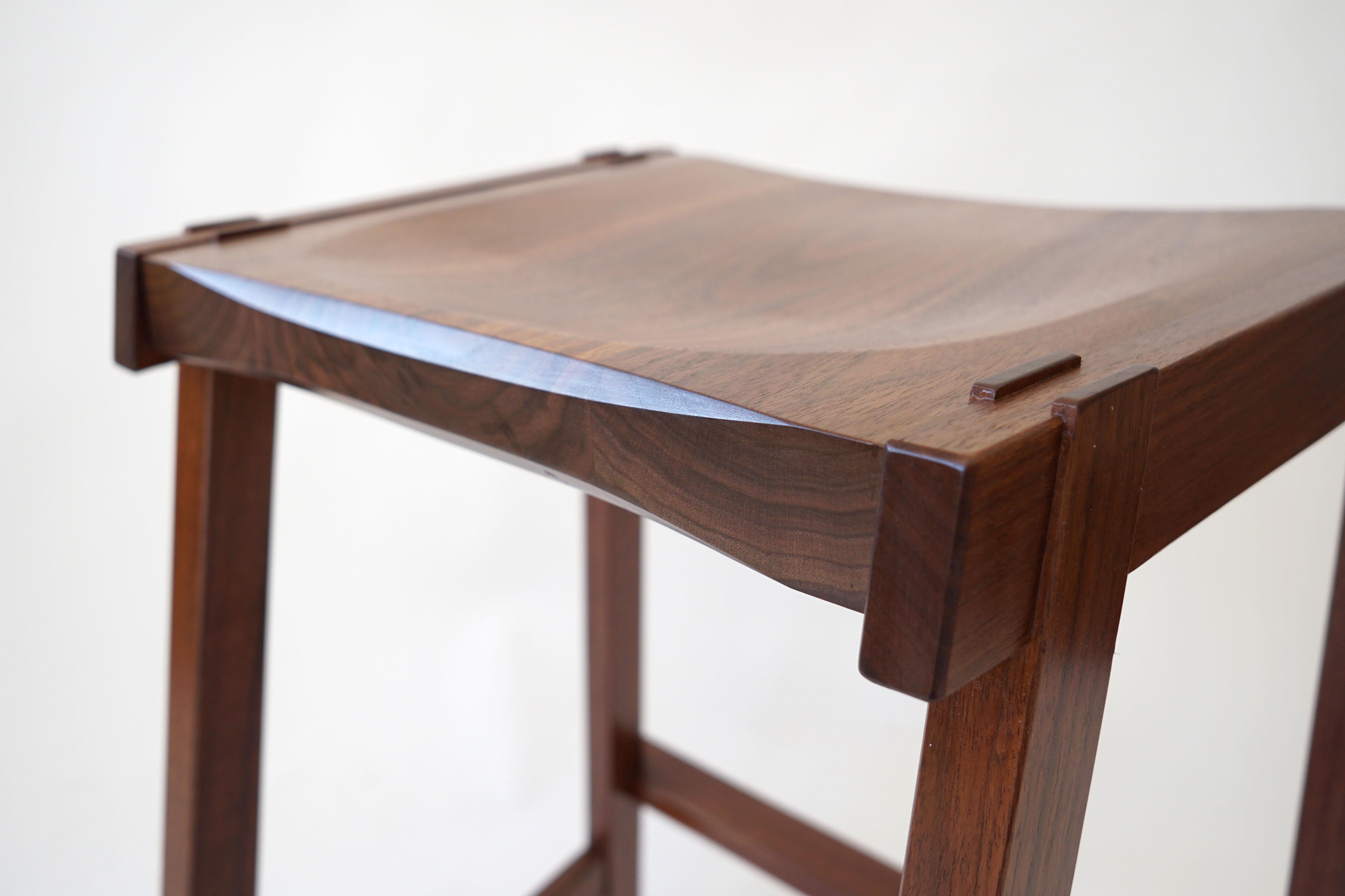 Montrose Stool in Walnut, Exposed Joinery with a Hand Carved Seat For Sale 1
