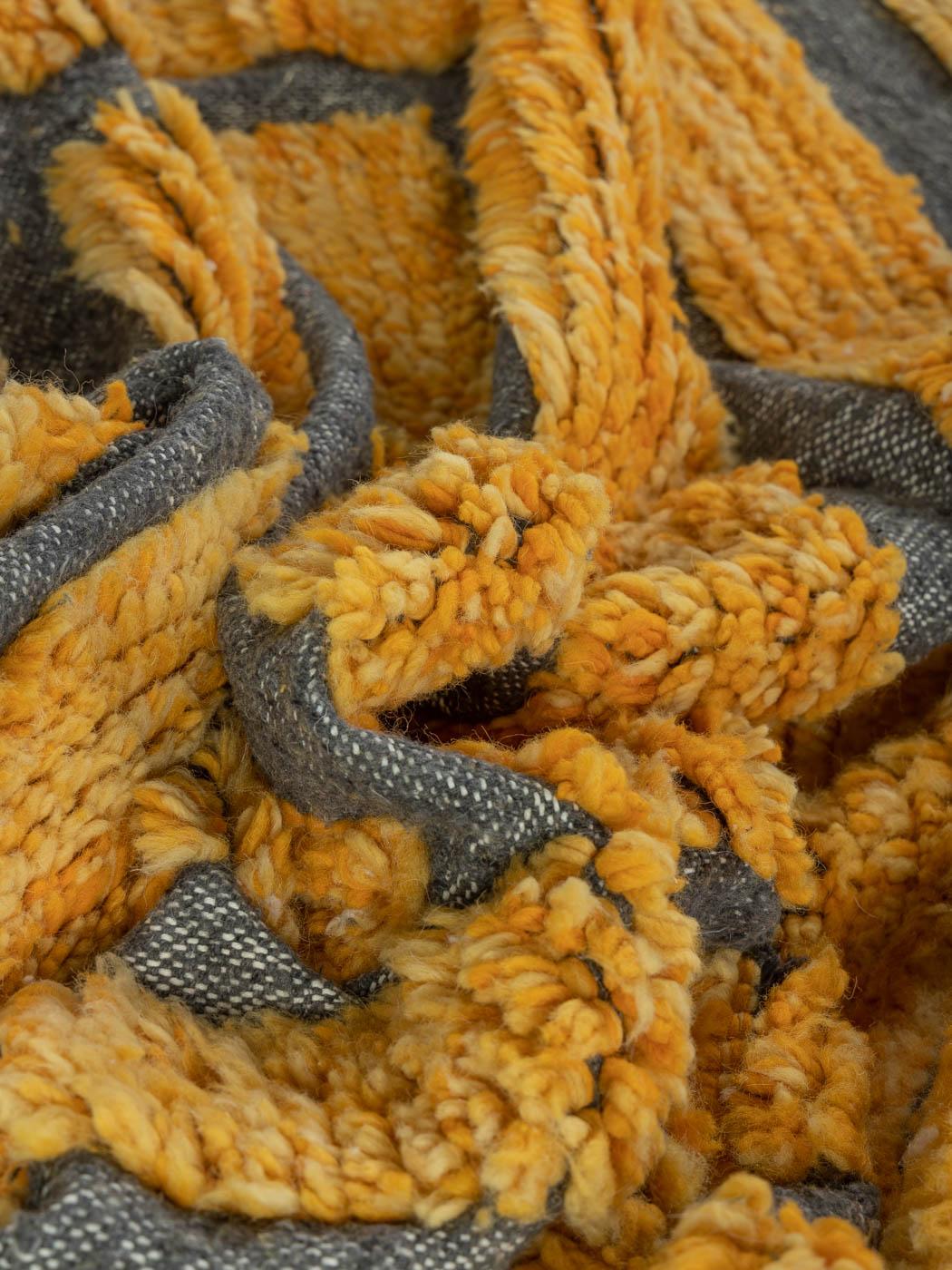 Handgefertigter marokkanischer Beni Ourain-Berberteppich aus 100 % Wolle im Zustand „Hervorragend“ im Angebot in Neuss, NW