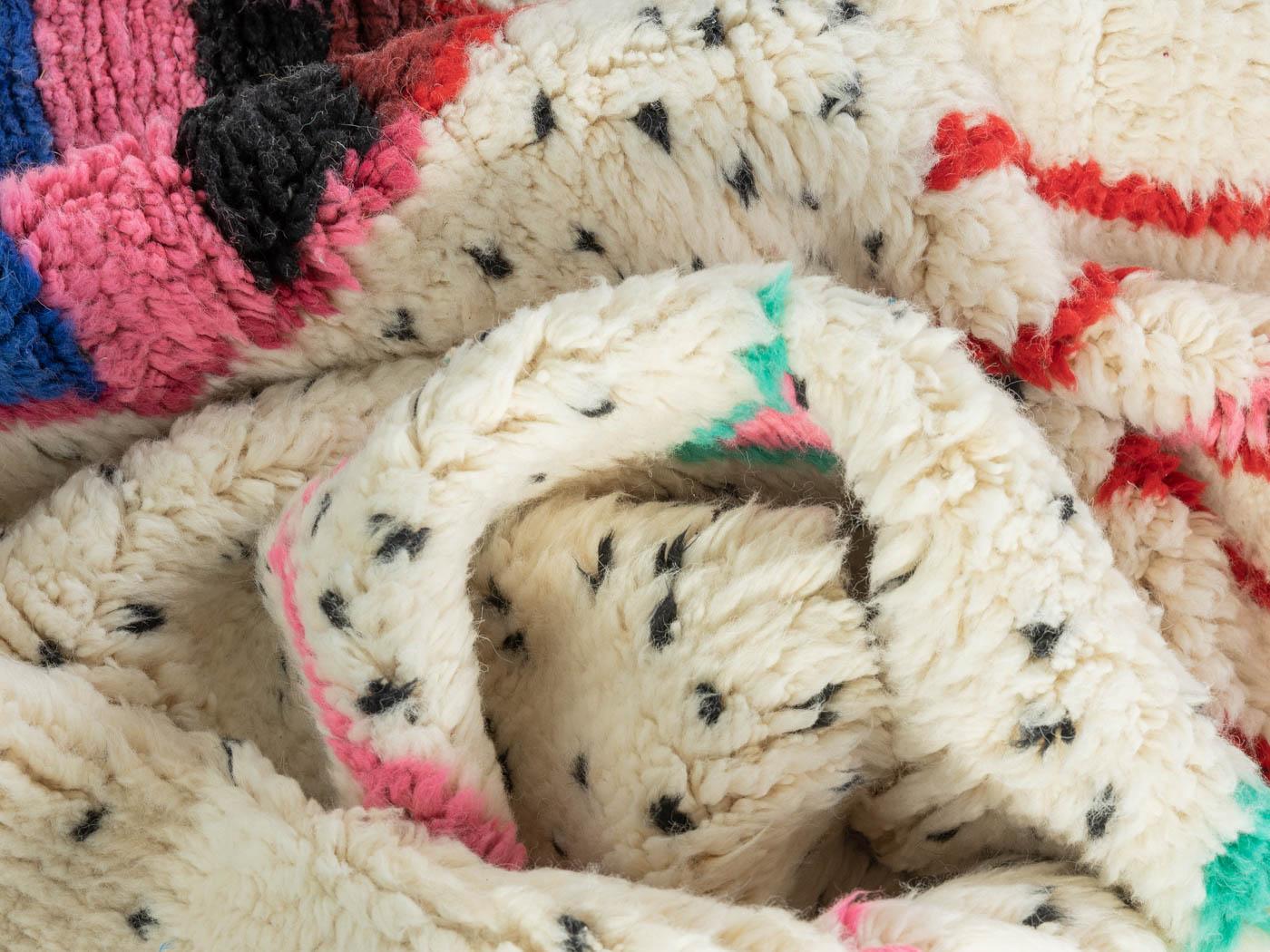 Handgefertigter marokkanischer Berberteppich Beni Ourain aus 100 % Wolle (Marokkanisch) im Angebot
