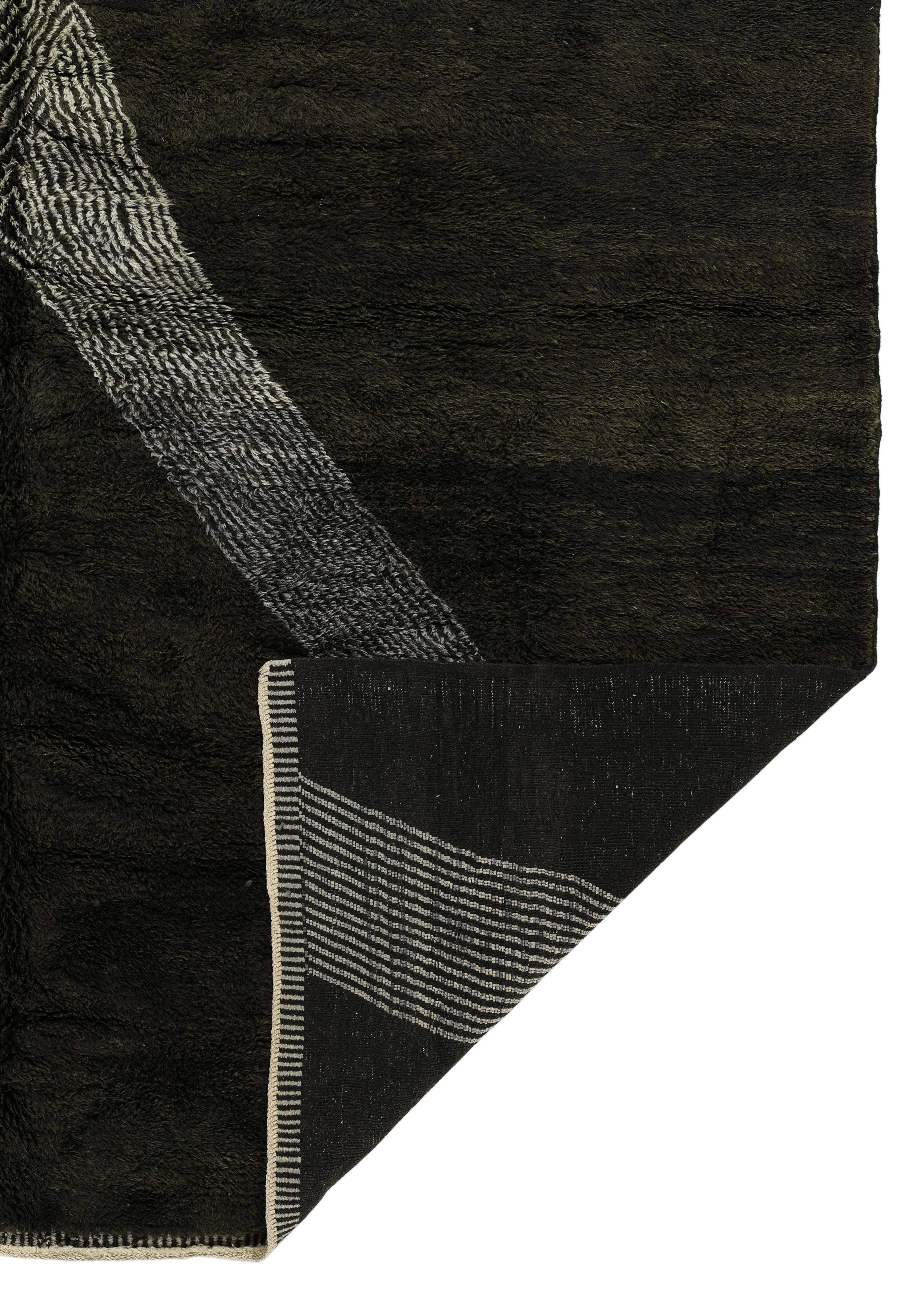 Handmade Moroccan Rug with Crisscross Ivory Stripe on Charcoal Wool Ground For Sale 4