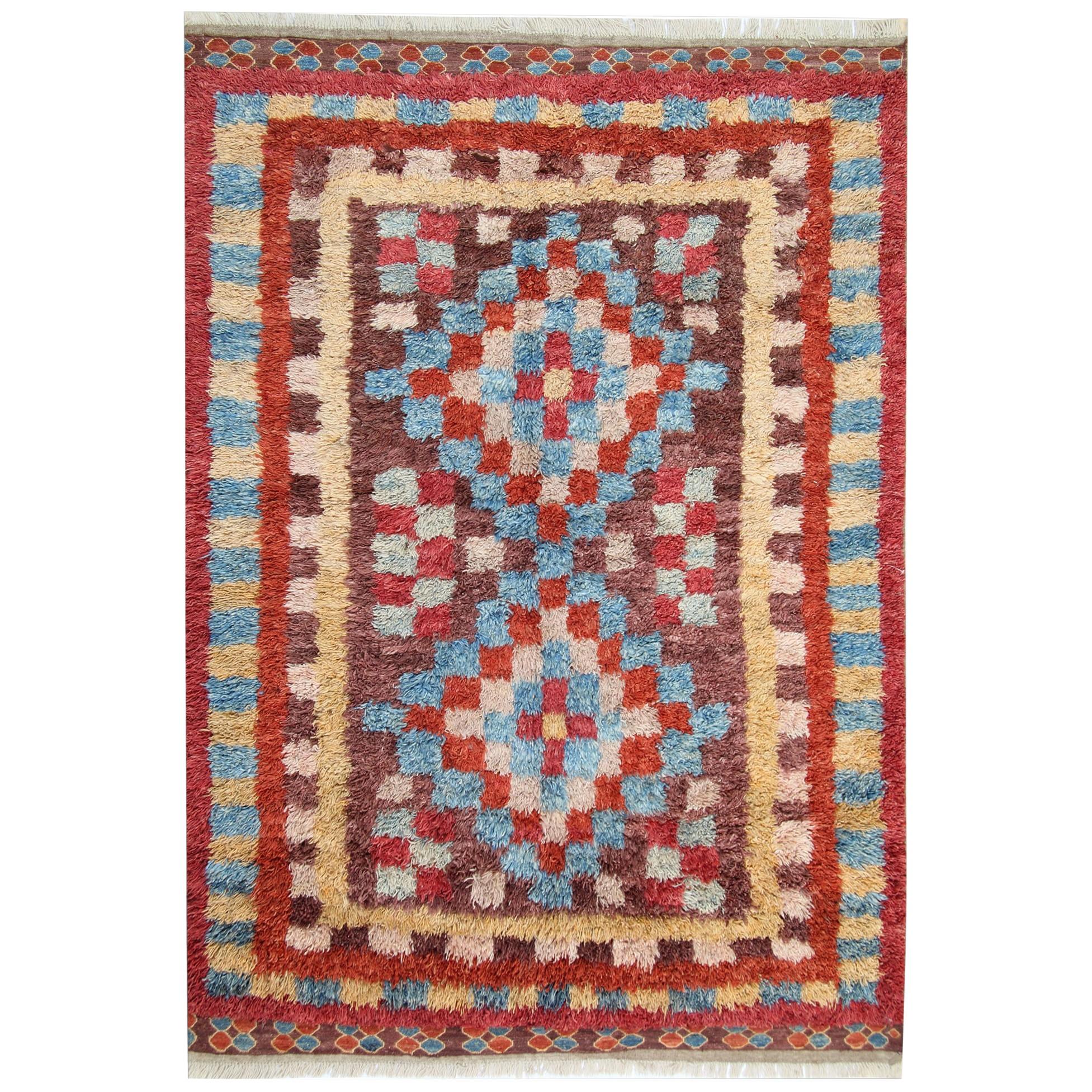 Handmade Carpet Moroccan Rugs, Shag Rugs, Pink and Red Primitive Carpet for Sale For Sale