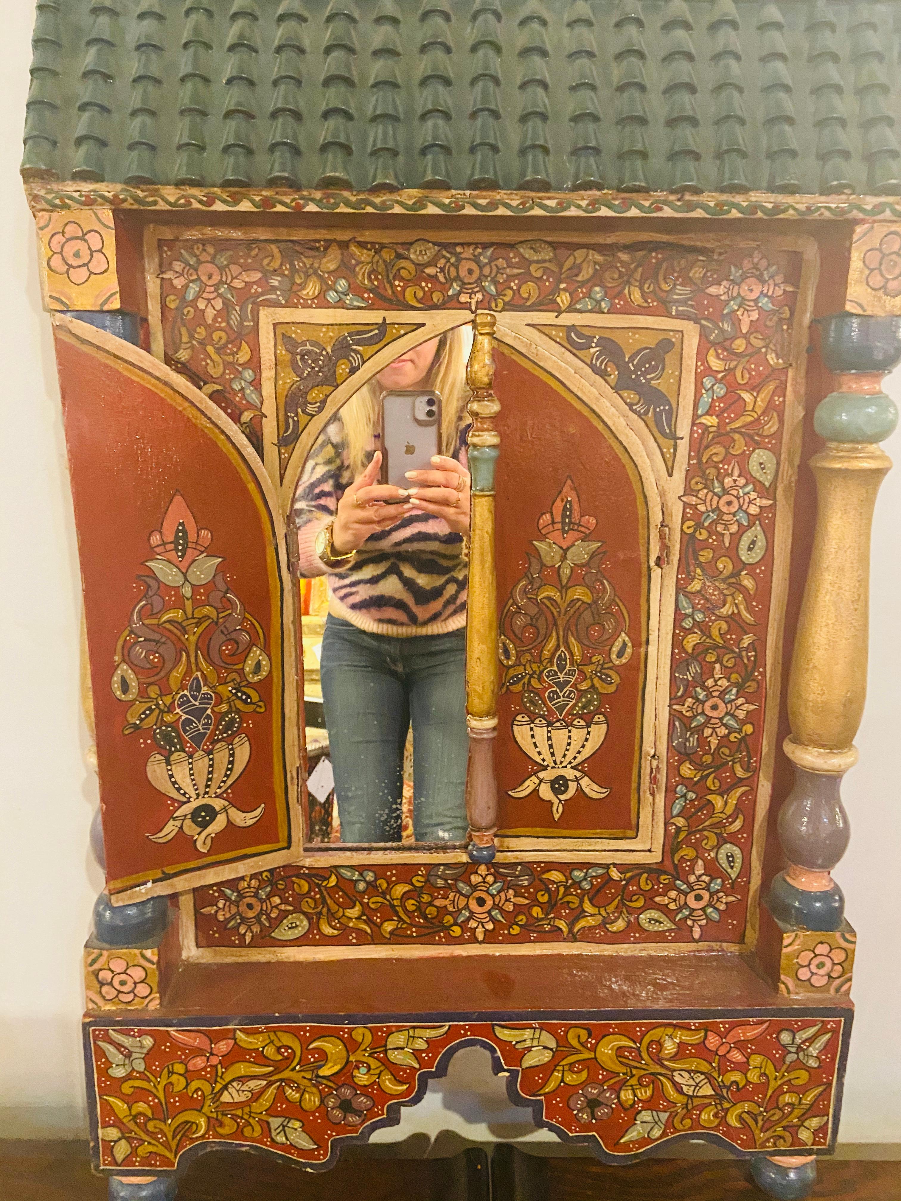 Moorish Vintage Moroccan Mirror with Two Doors in Moucharabeih Design  For Sale