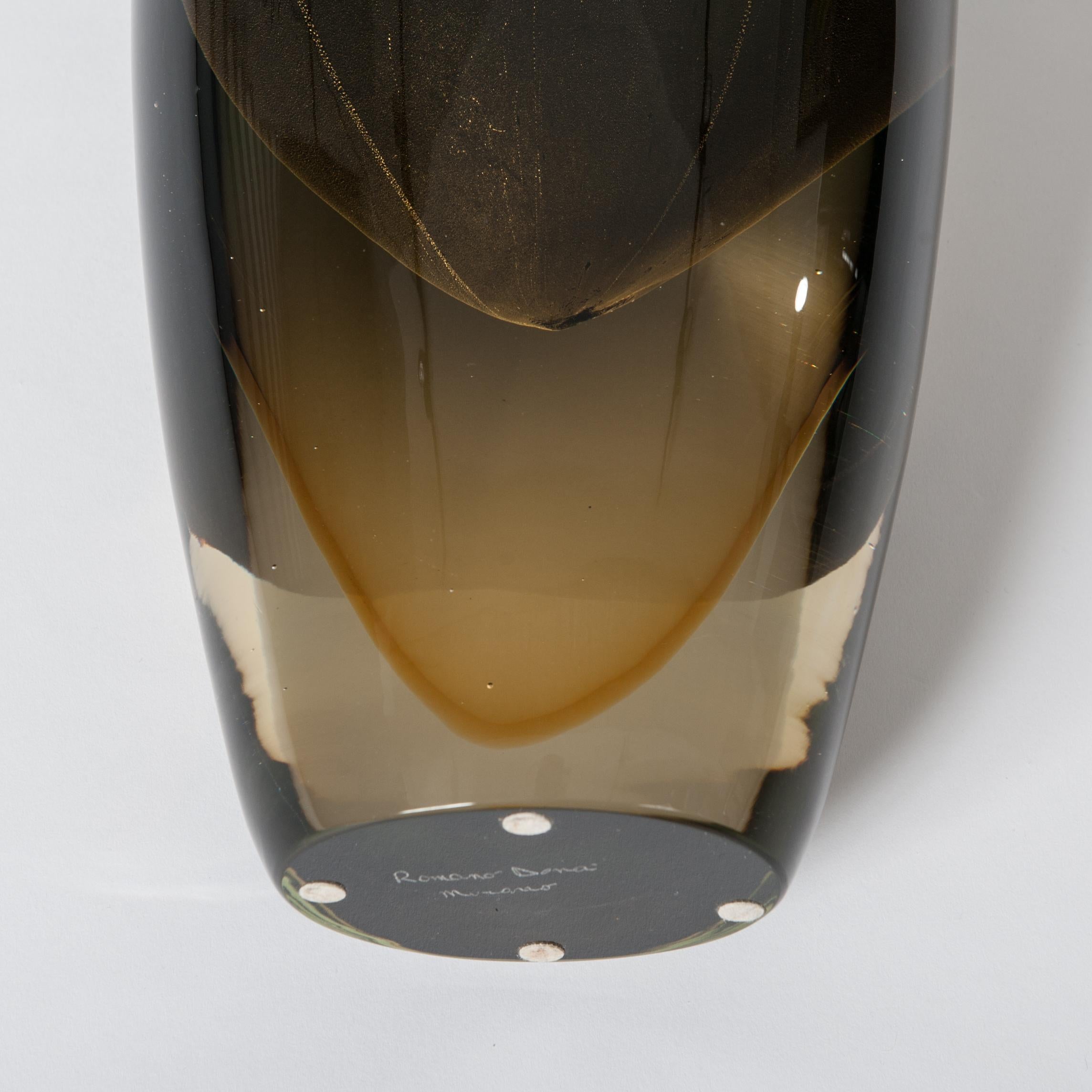 Handgefertigte Sommerso-Vase aus Muranoglas in Dunkelgrün, Gelb, signiert von Romano Donà im Angebot 1