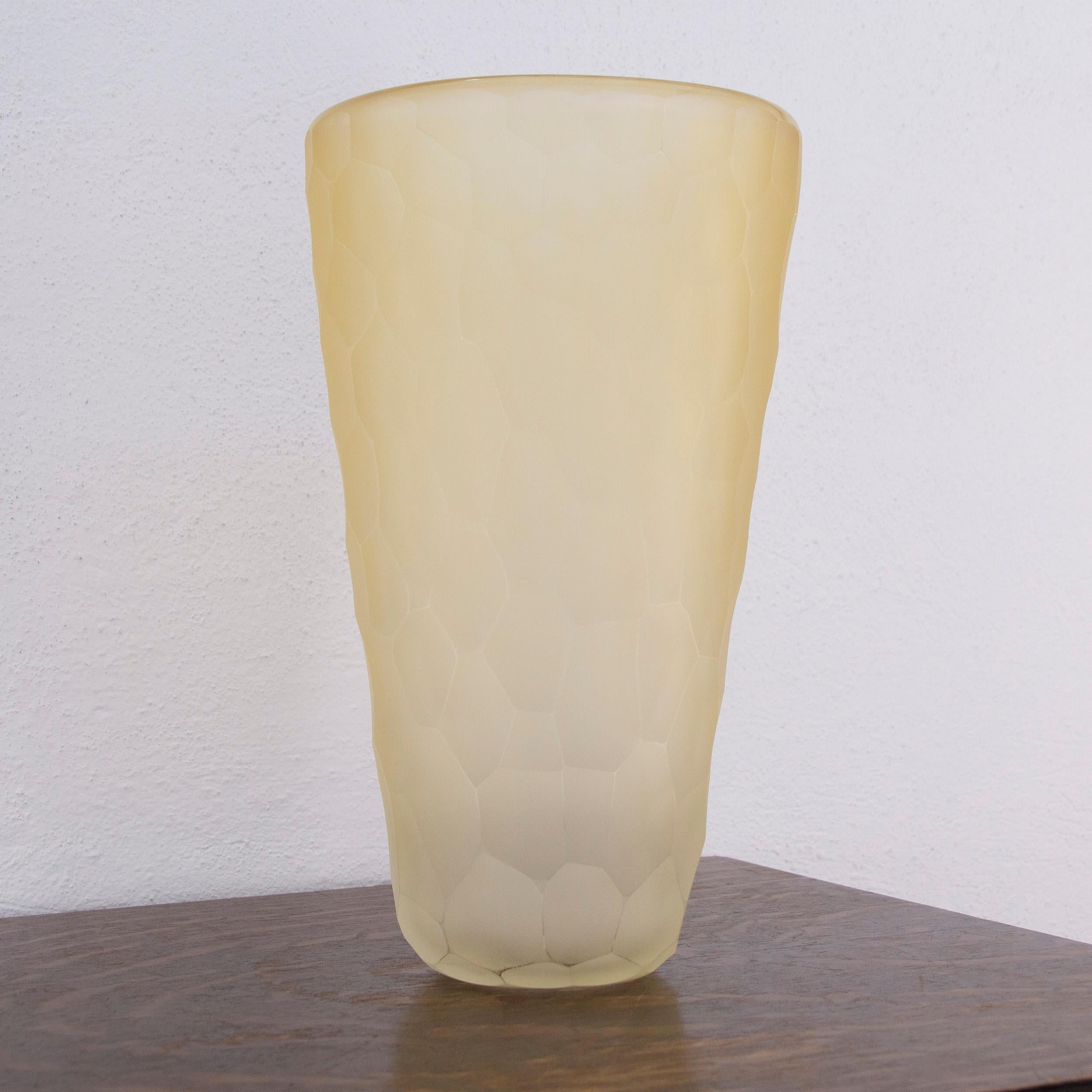 Vaso in vetro di Murano fatto a mano, colore ambra, Made in Italy in vendita 1