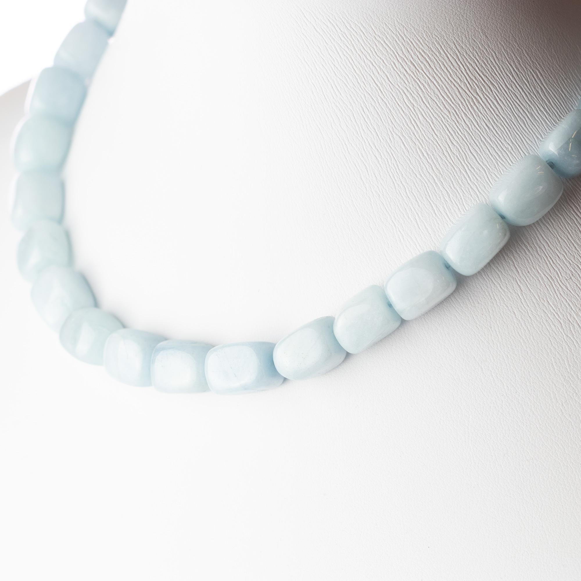 Collana girocollo di perline preziose fatte a mano in acquamarina naturale Intini Jewels in vendita 2