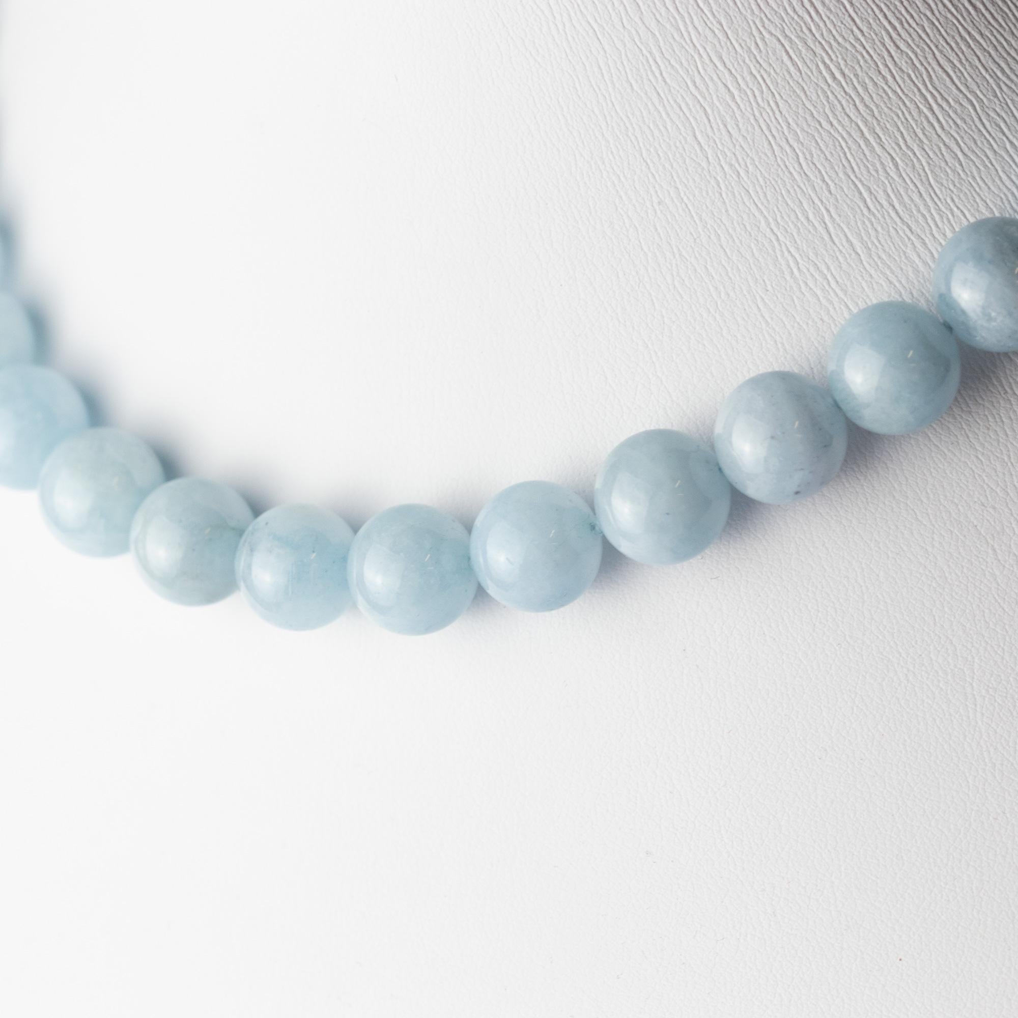 Collana girocollo di perline preziose fatta a mano con acquamarina naturale rotonda Intini Jewels In condizioni Nuovo in vendita a Milano, IT