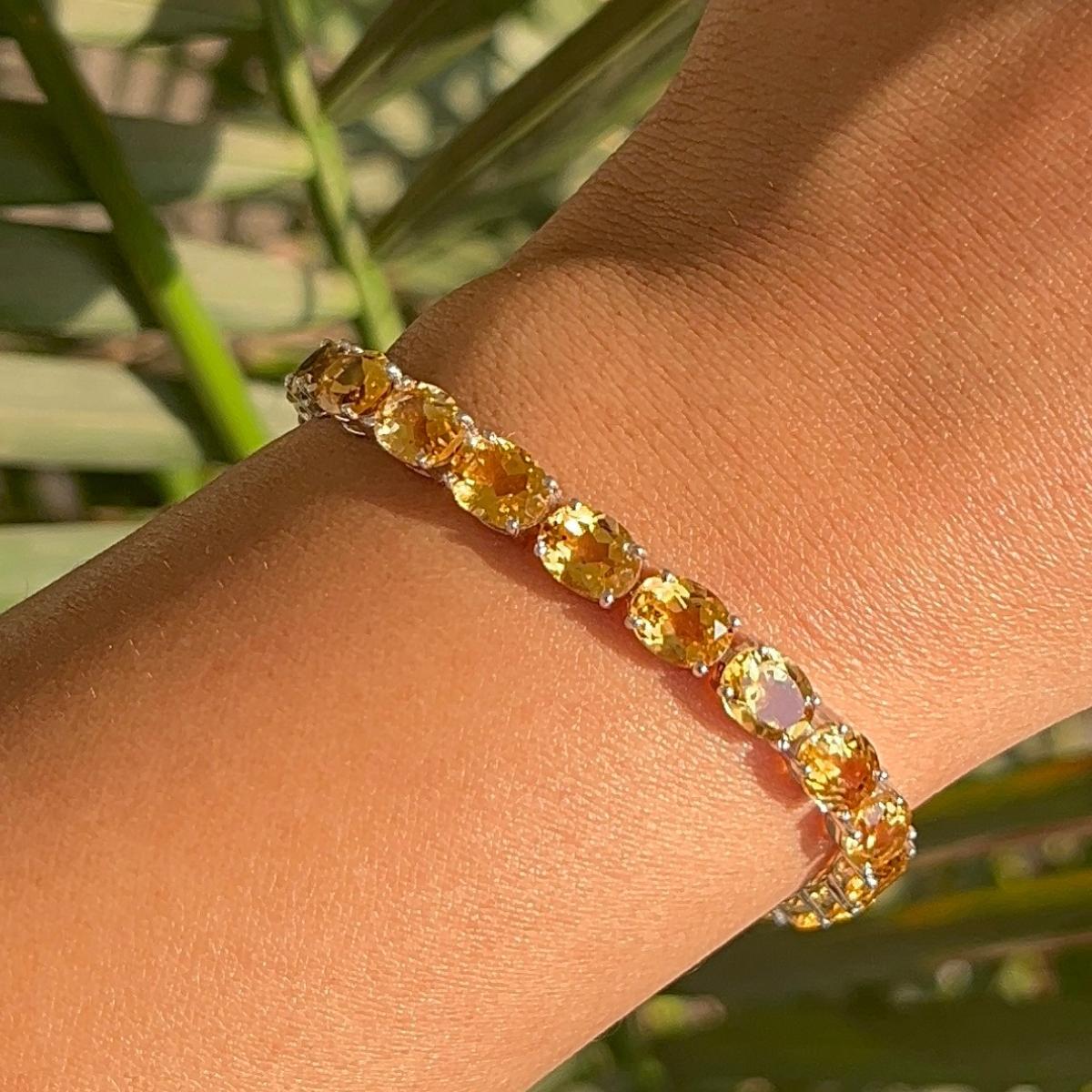 Oval Cut Handmade Natural Citrine Faceted Gemstone Unisex Bracelet in 925 Silver For Sale