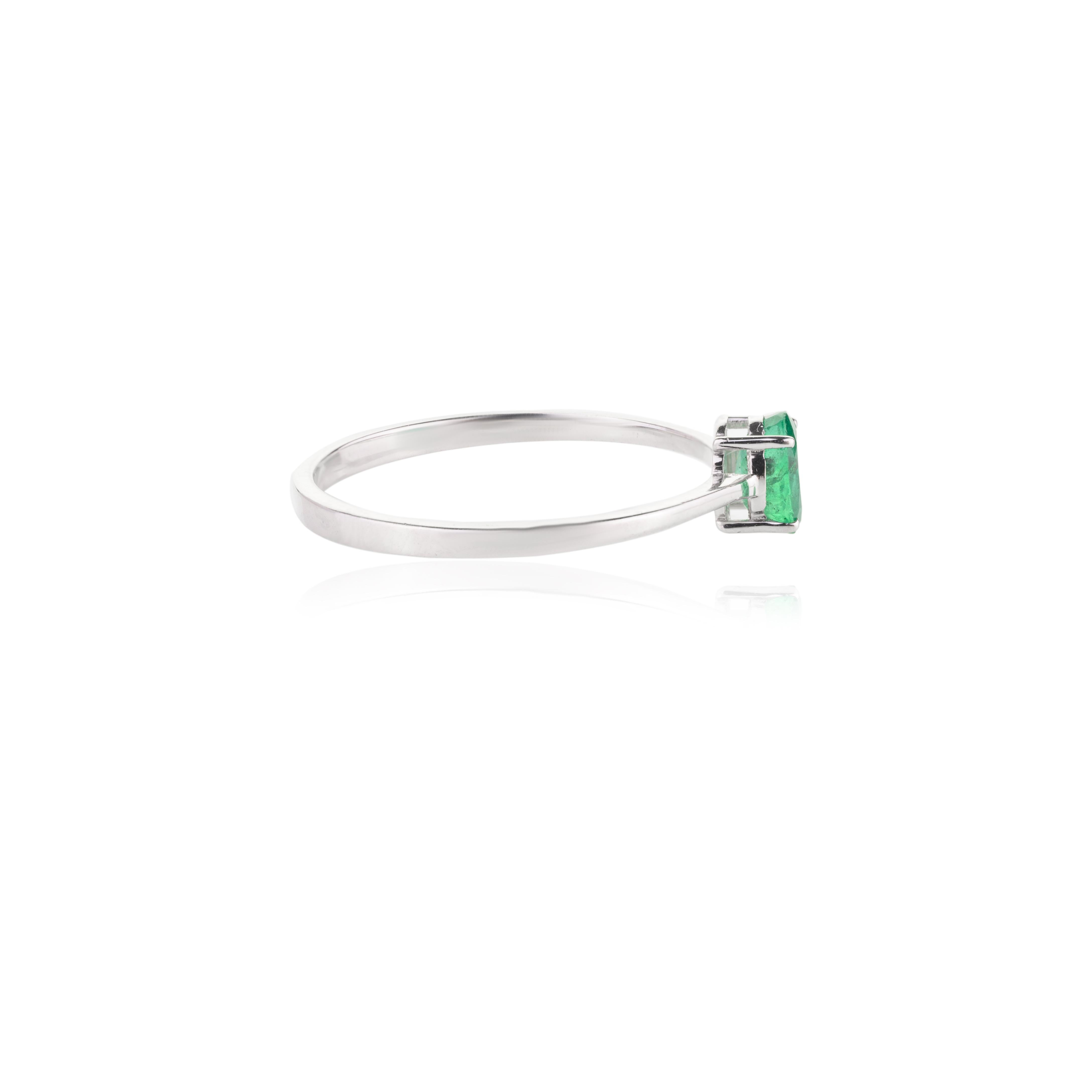 For Sale:  Handmade Natural Emerald Ring 18k Solid White Gold Minimalist Jewelry for Her 6