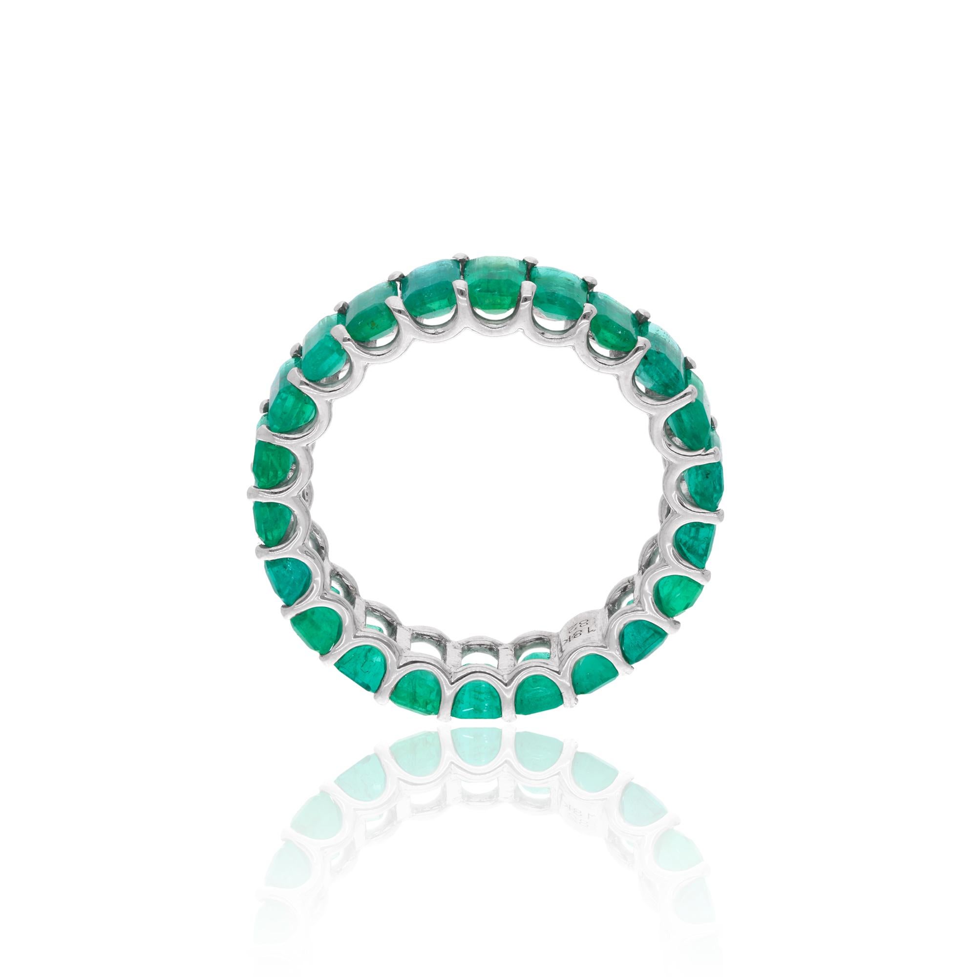 En vente :  Bague d'éternité en or blanc 14 carats avec émeraude octogonale naturelle faite à la main 5