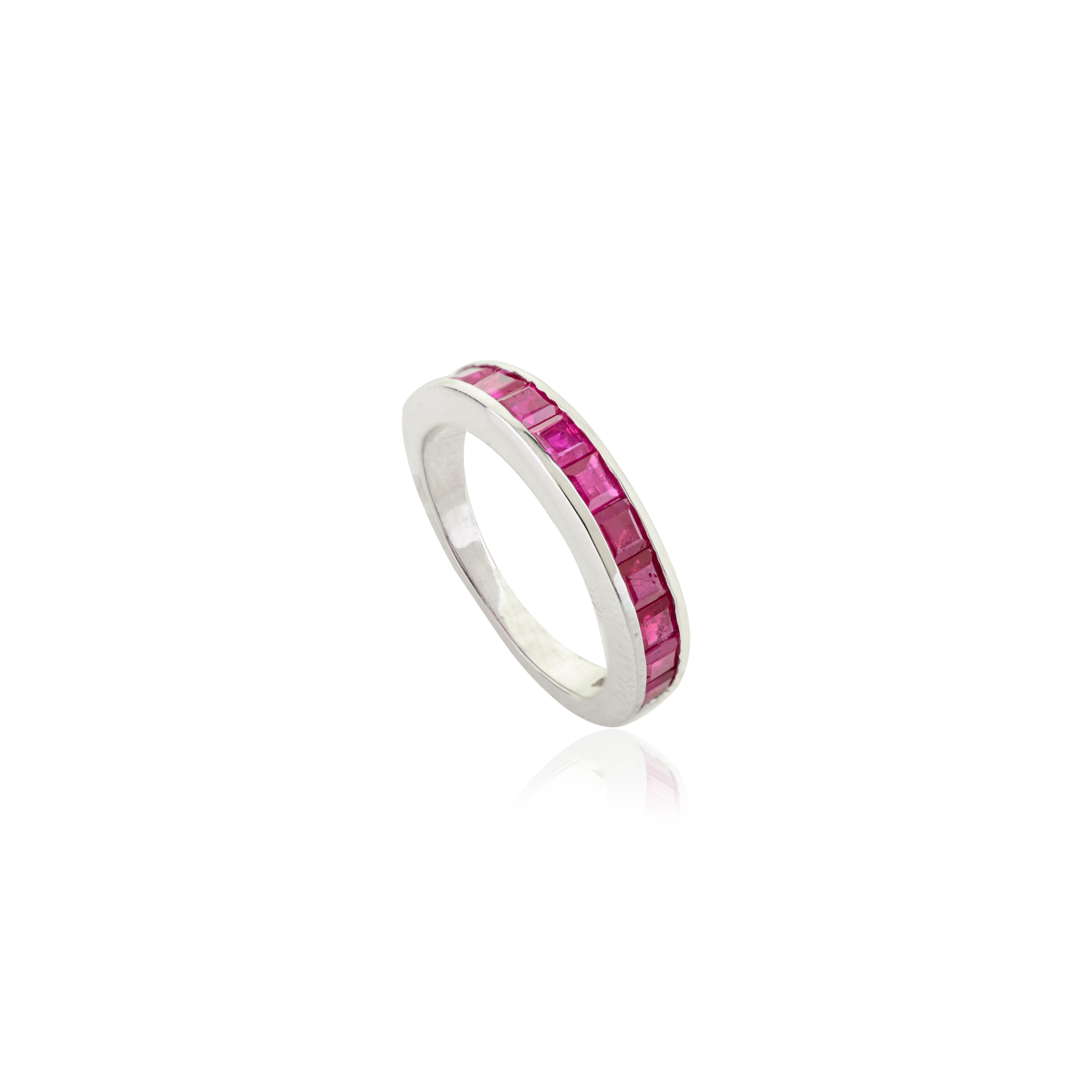 Im Angebot: Handgefertigter halber Eternity-Ring mit natürlichem rosa Rubin in 925 Sterlingsilber () 12