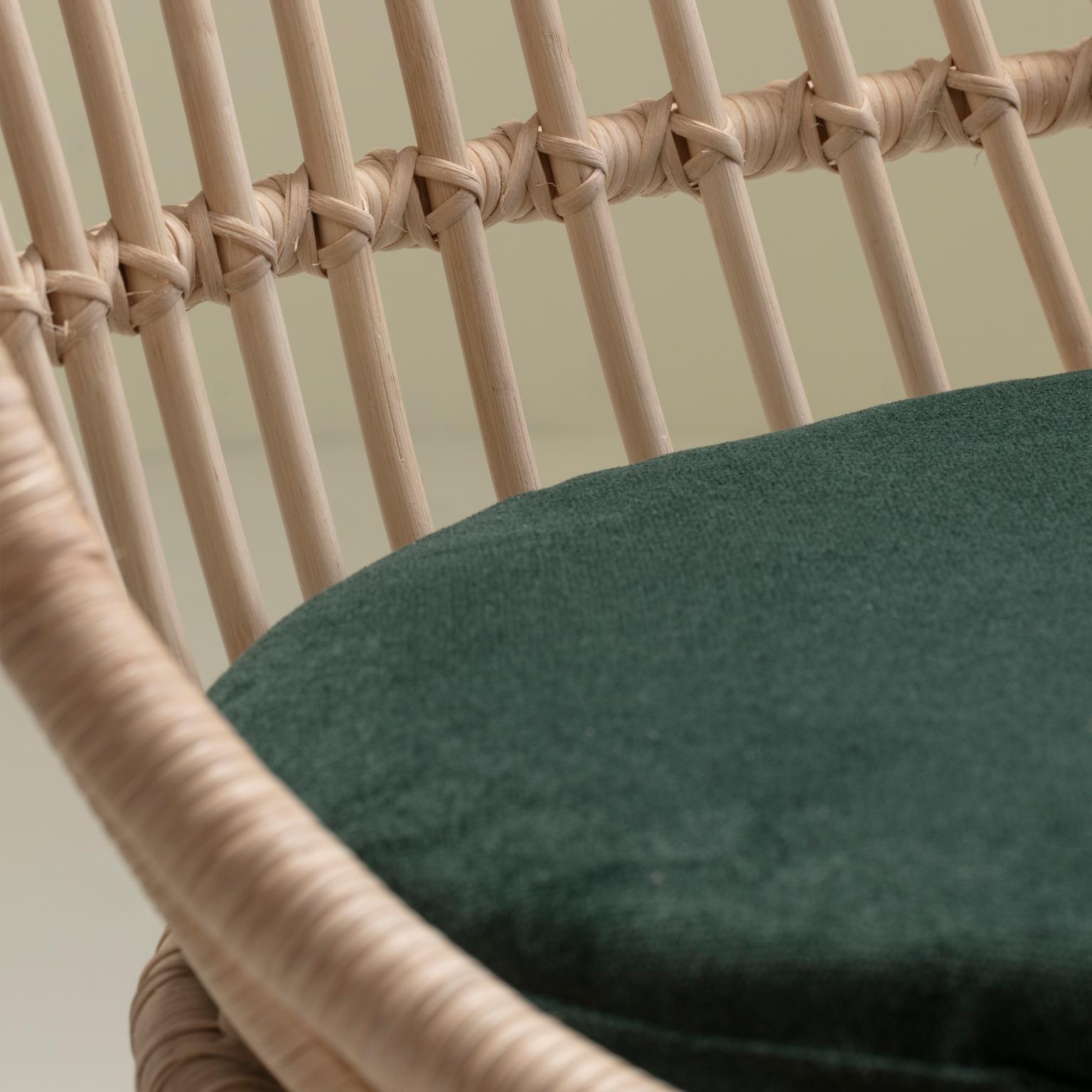 Molded Handmade Natural Rattan Cala Hanging Chair