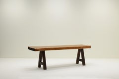 Table brutaliste en chêne faite à la main par Mobichalet, Belgique, années 60.