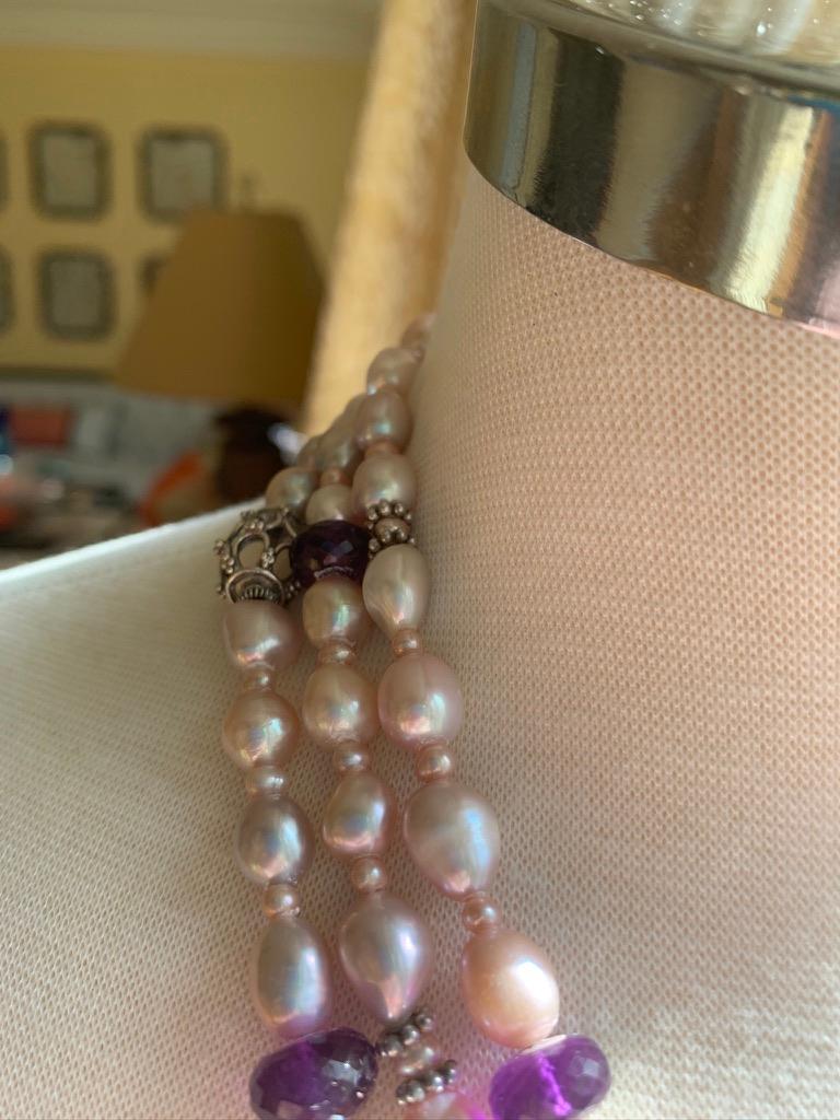Perla Zambian Ametista e accenti in argento realizzati a mano e unici nel loro genere In condizioni Nuovo in vendita a New York, NY