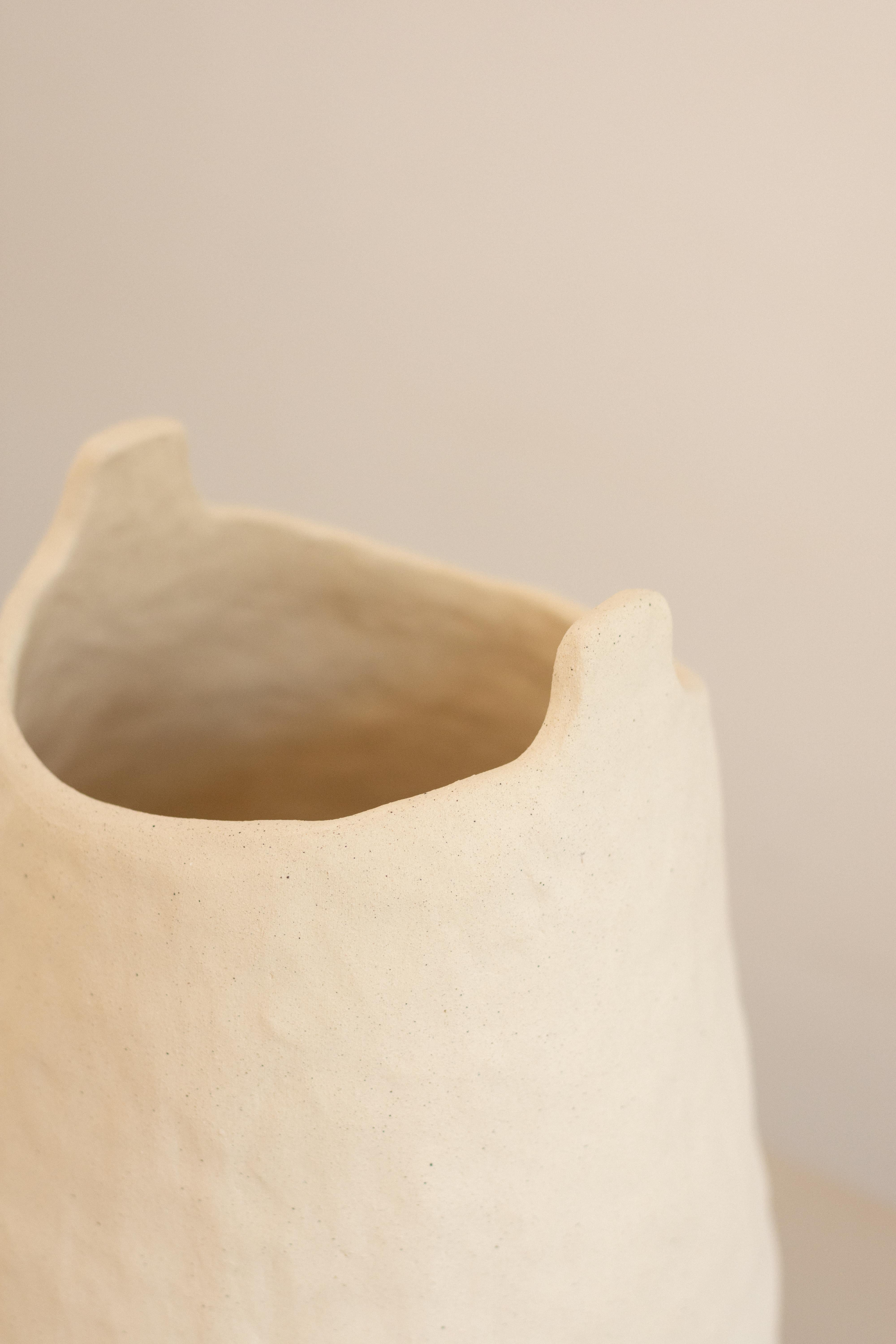 Fired handmade organic white ceramic vase  RUPA N.7 For Sale