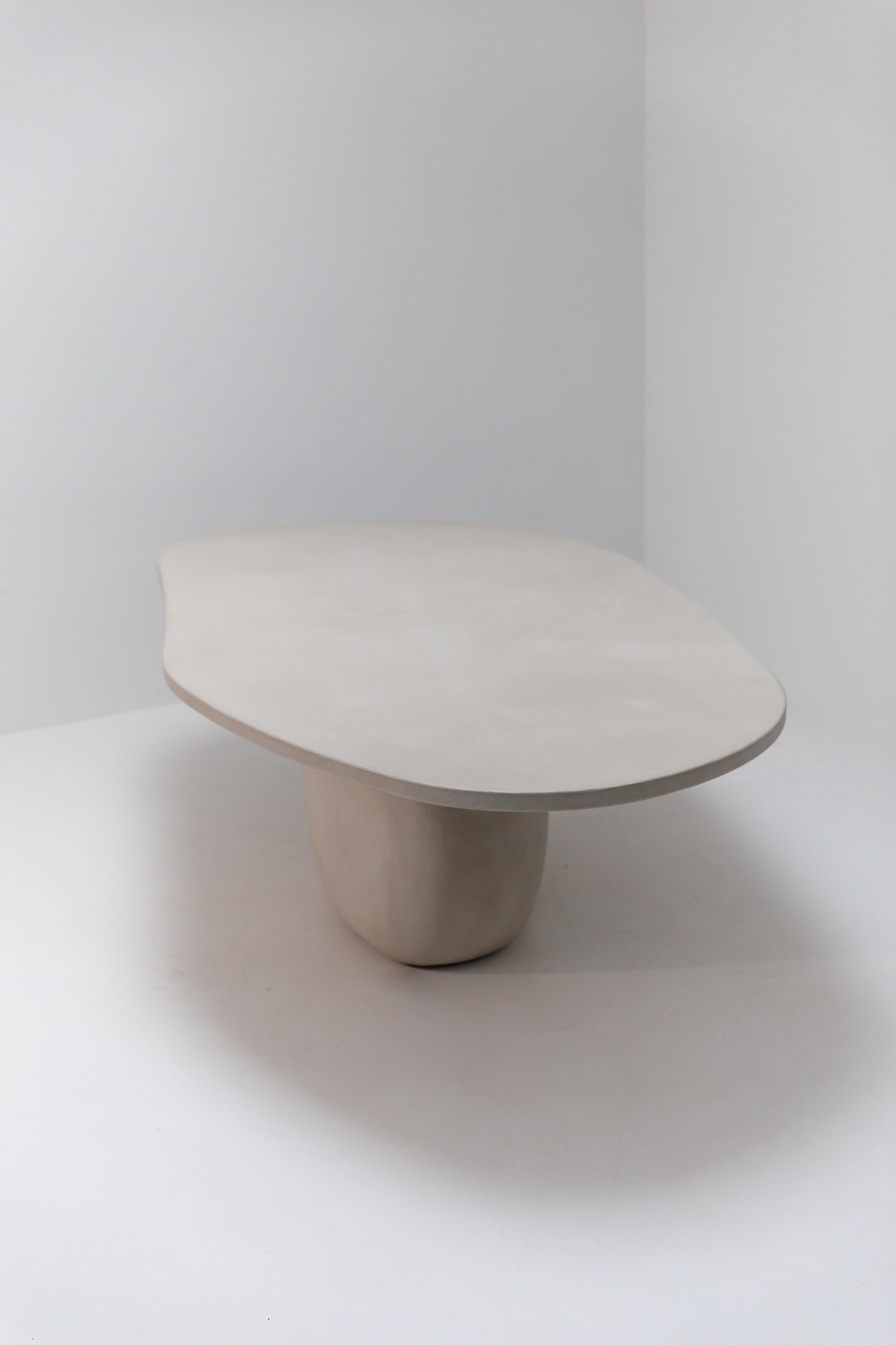 Table de salle à manger Rocc fabriquée à la main par Philippe Colette en vente 3