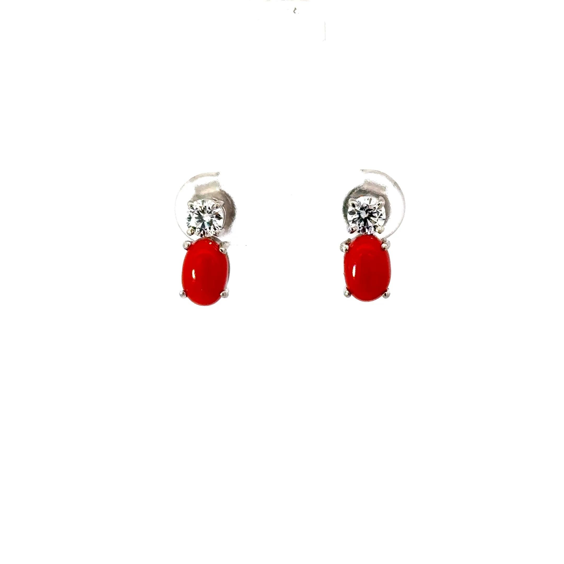 Handmade Oval Cut Coral Gemstone Studs Earring for Women Present in 925 Silver For Sale 3