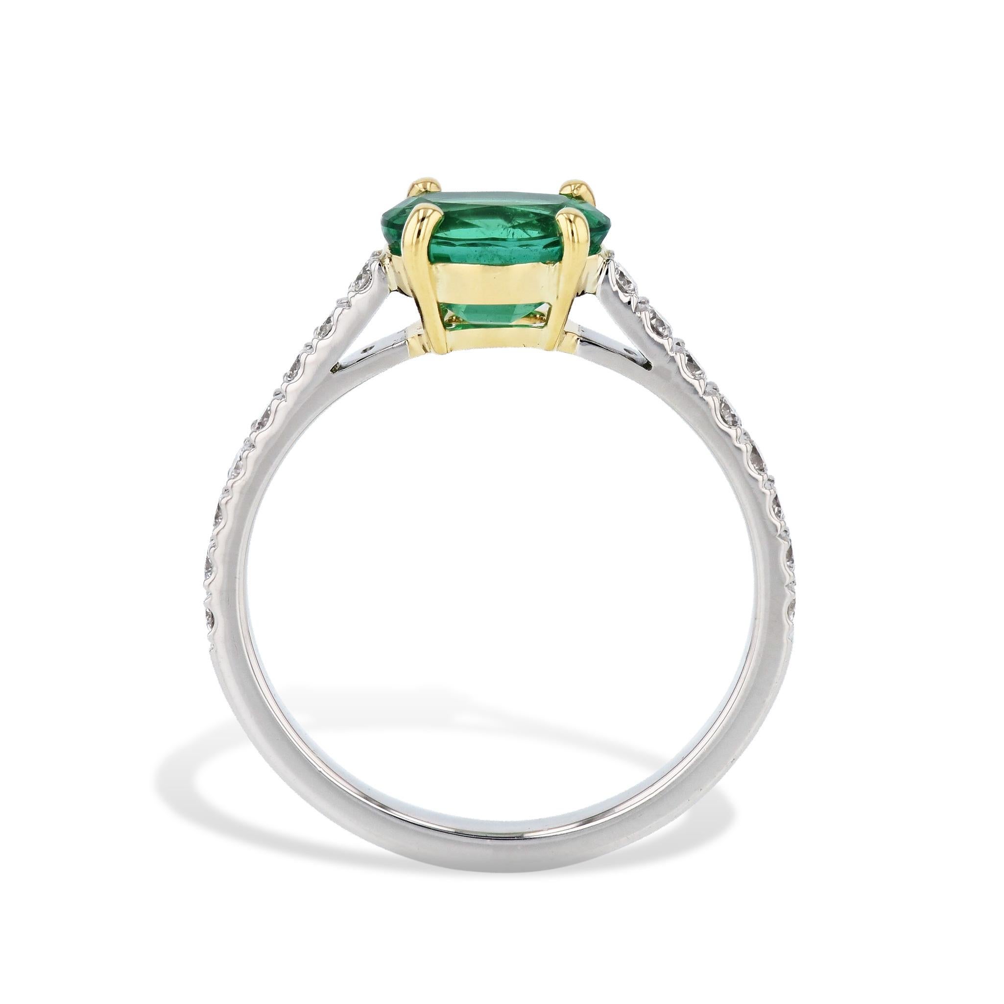 Oval Cut Handmade Oval Zambian Emerald Platinum Yellow Gold Ring For Sale
