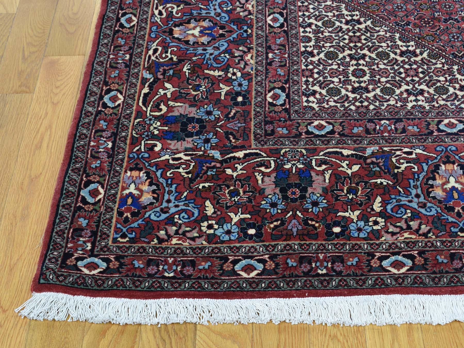 Handmade Oversize Persian Bijar 400 Kpsi Wool and Silk Rug In Good Condition In Carlstadt, NJ