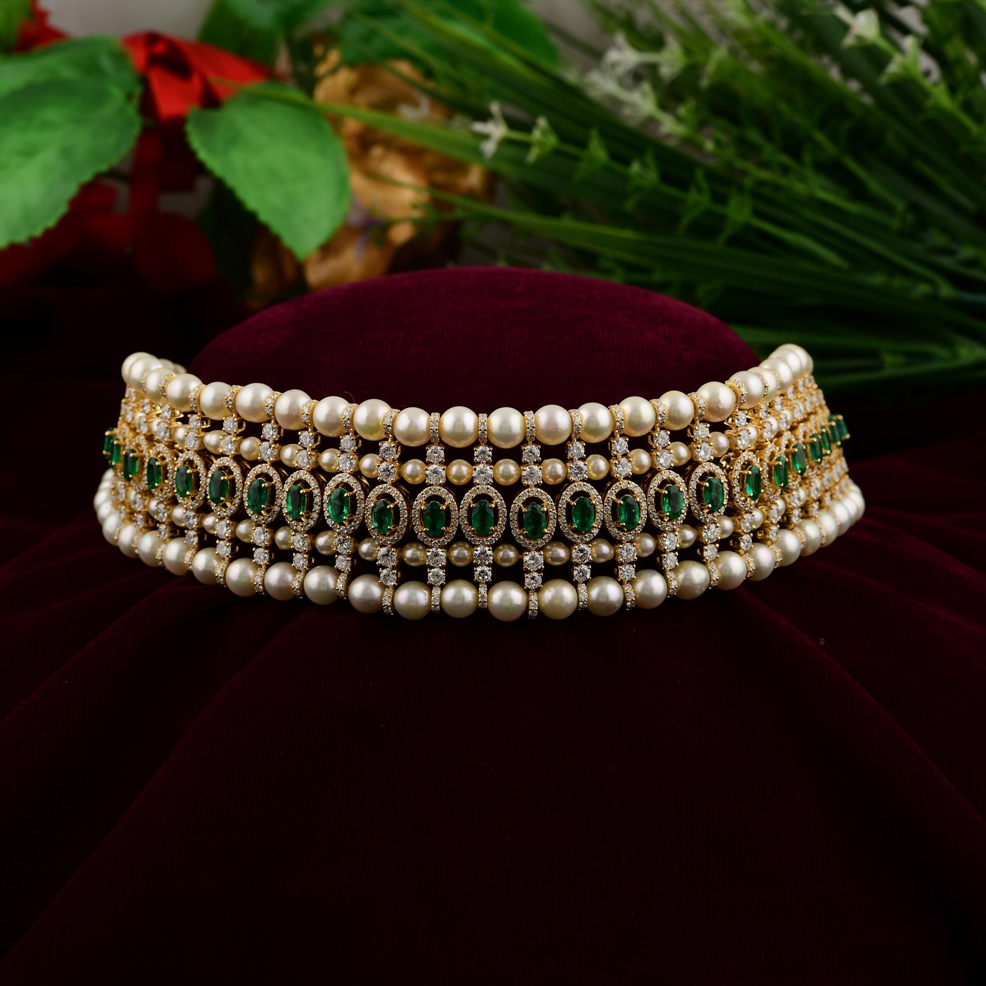 Collier ras du cou de mariage indien en or jaune 18k avec perles, émeraudes et diamants fait main Neuf - En vente à Diera, Dubai