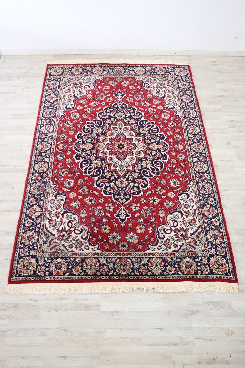 Hand-Knotted Handmade Persian Kashan Rug, 1980s For Sale