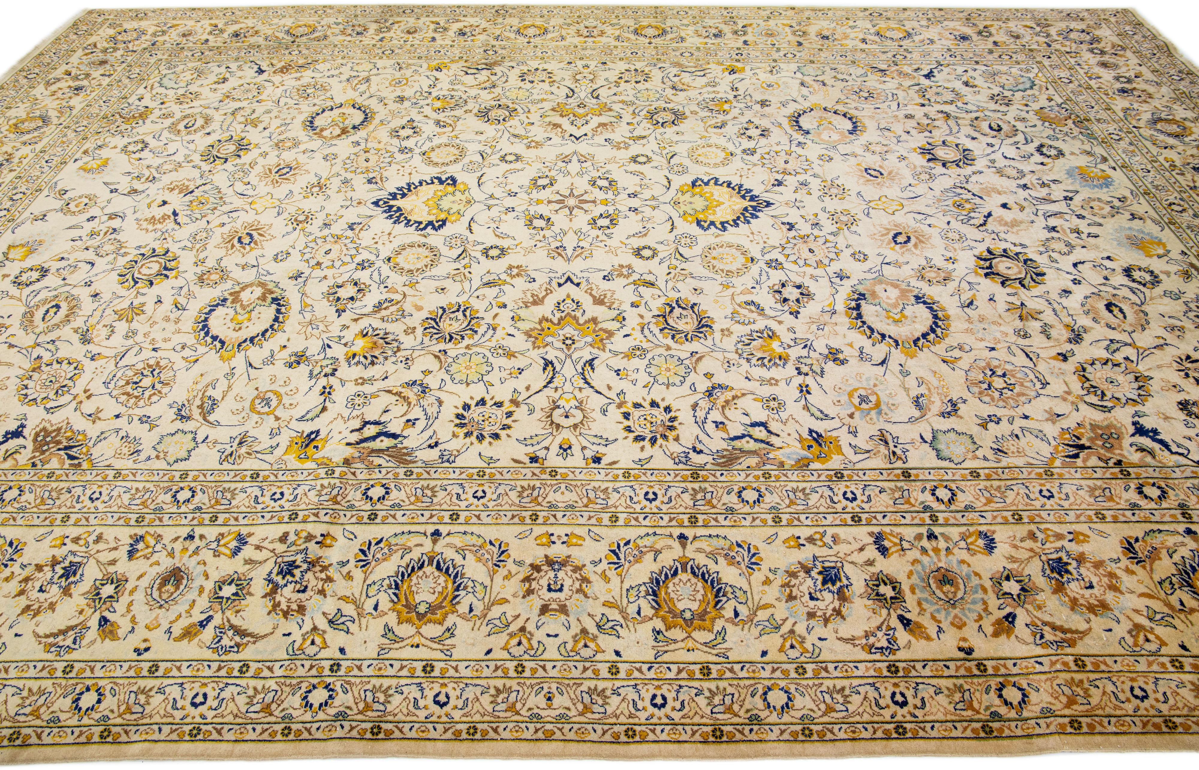Handmade Persian Kashan Wool Rug Floral Antique in Beige In Good Condition For Sale In Norwalk, CT