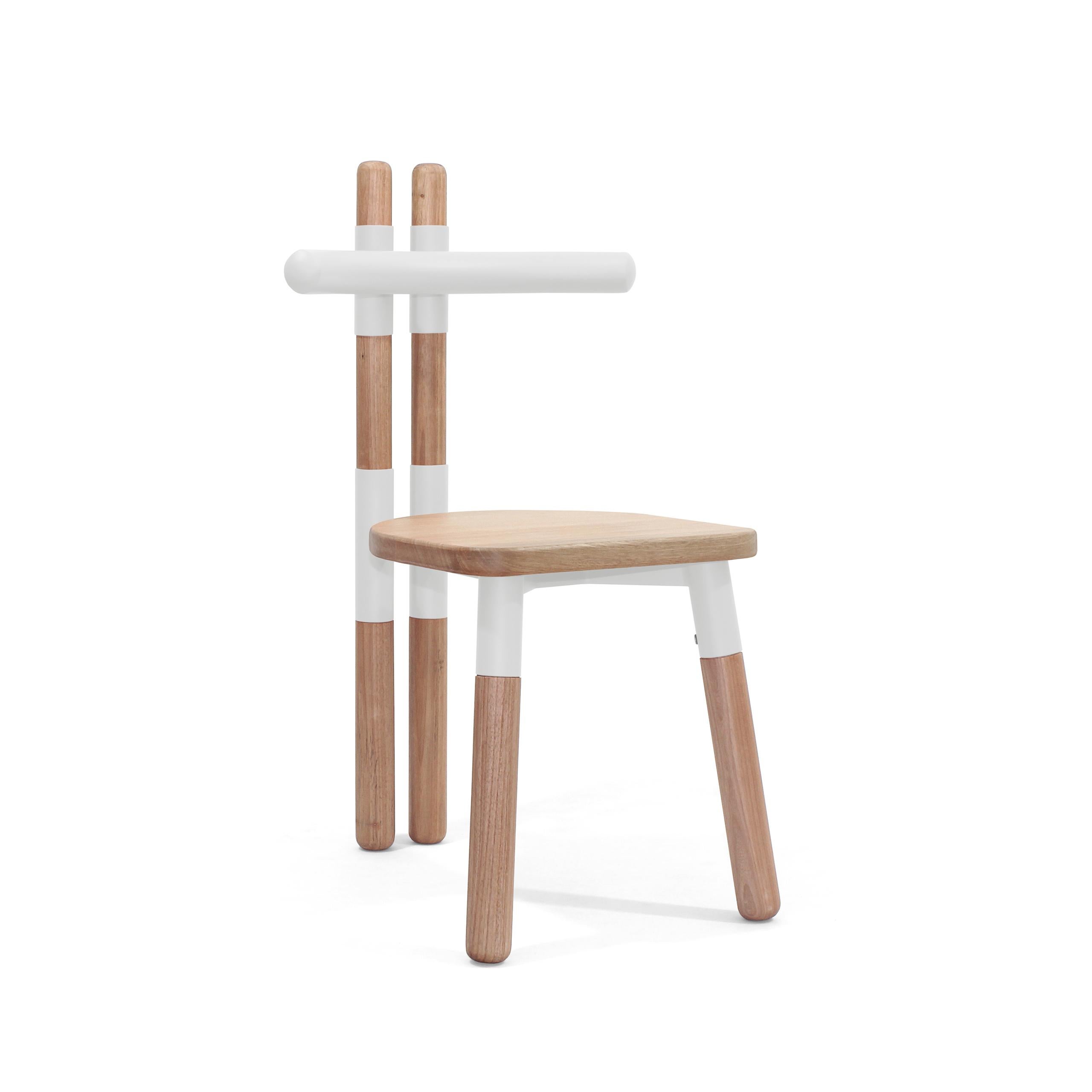 Handgefertigter PK12-Stuhl, Struktur aus Kohlenstoffstahl und gedrechselten Holzbeinen von Paulo Kobylka im Angebot 1